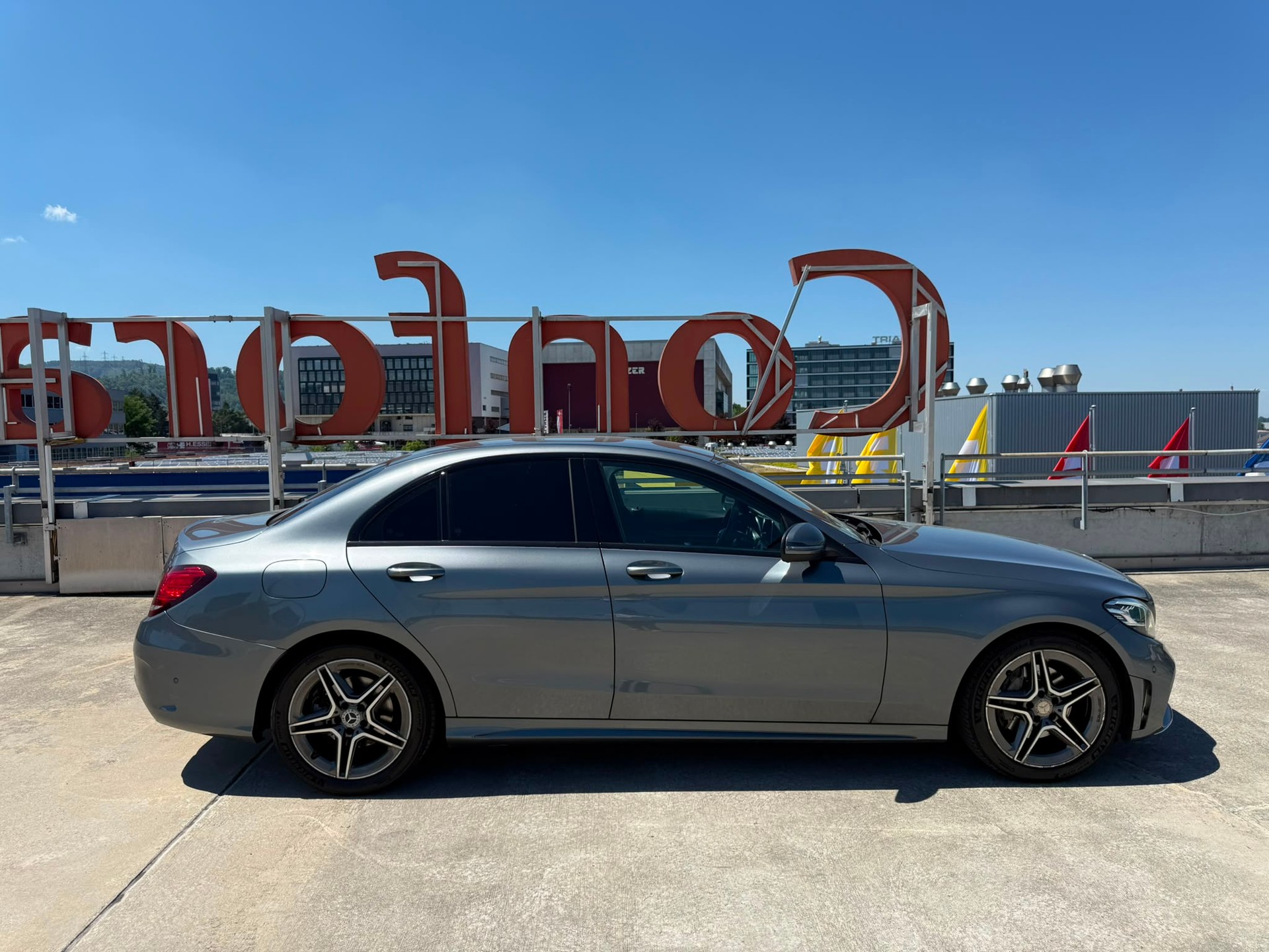 MERCEDES-BENZ C 180 D AMG Line-image-3