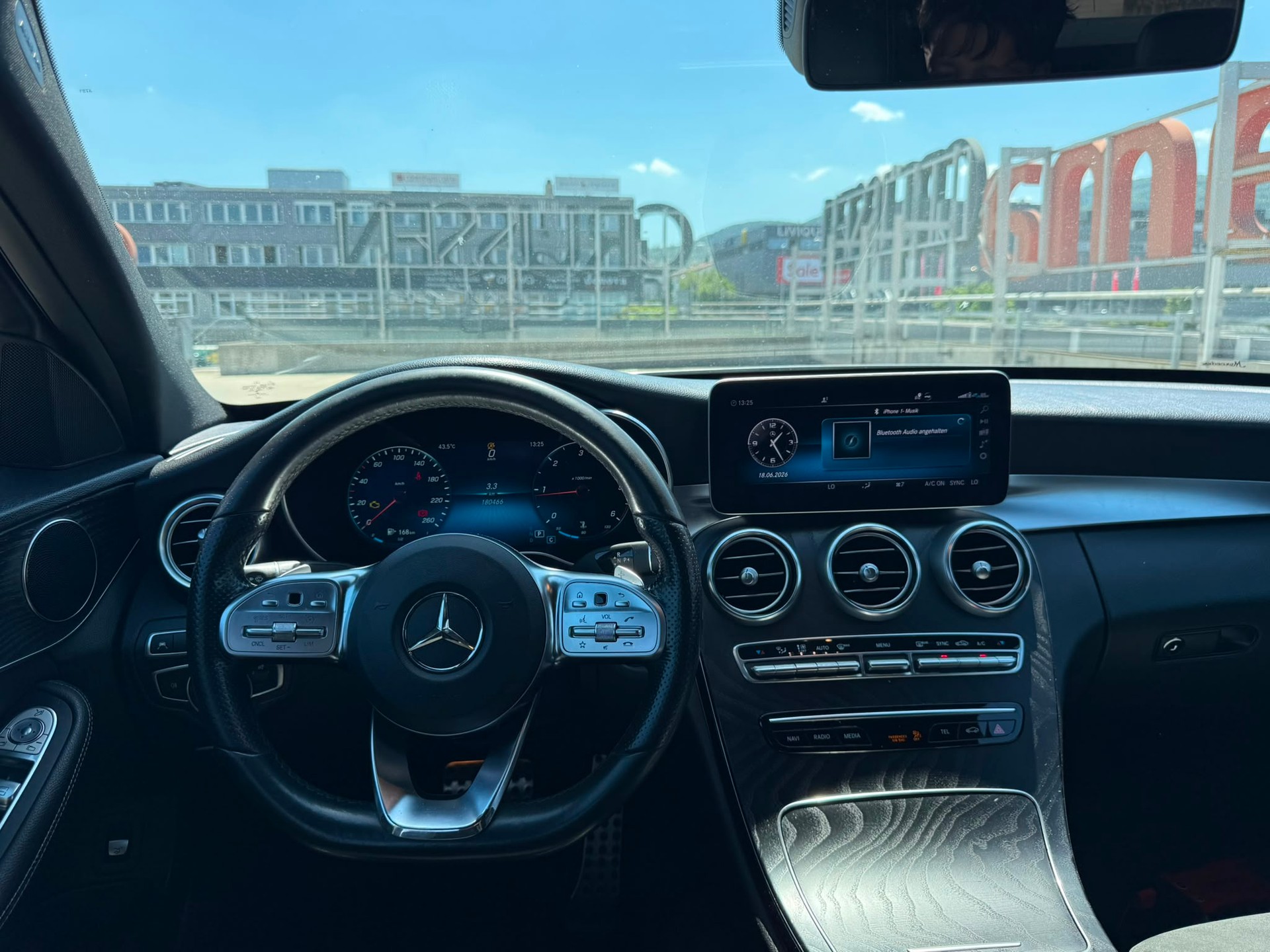MERCEDES-BENZ C 180 D AMG Line-image-6
