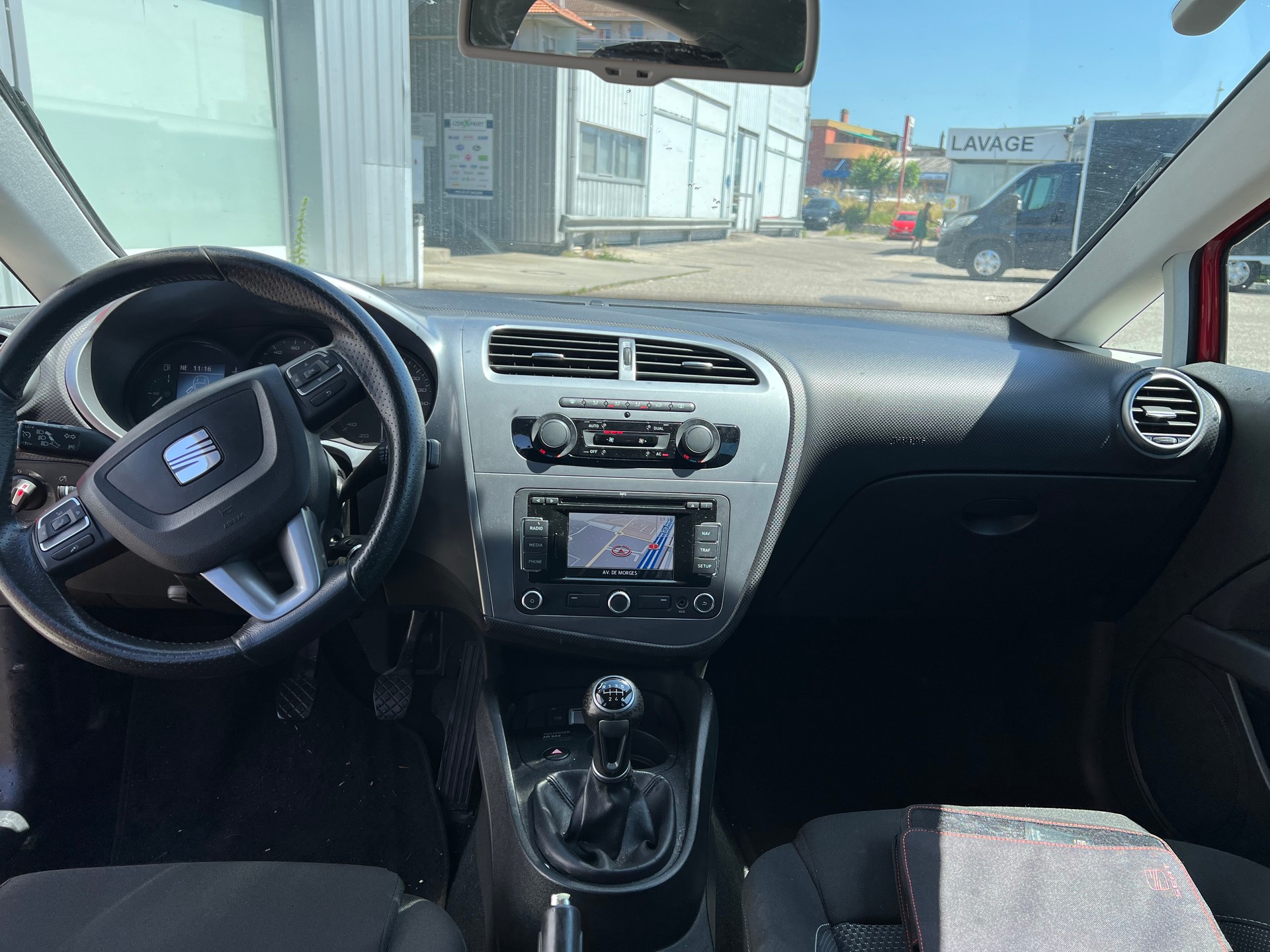 SEAT Leon 1.8 TSI Style-image-10