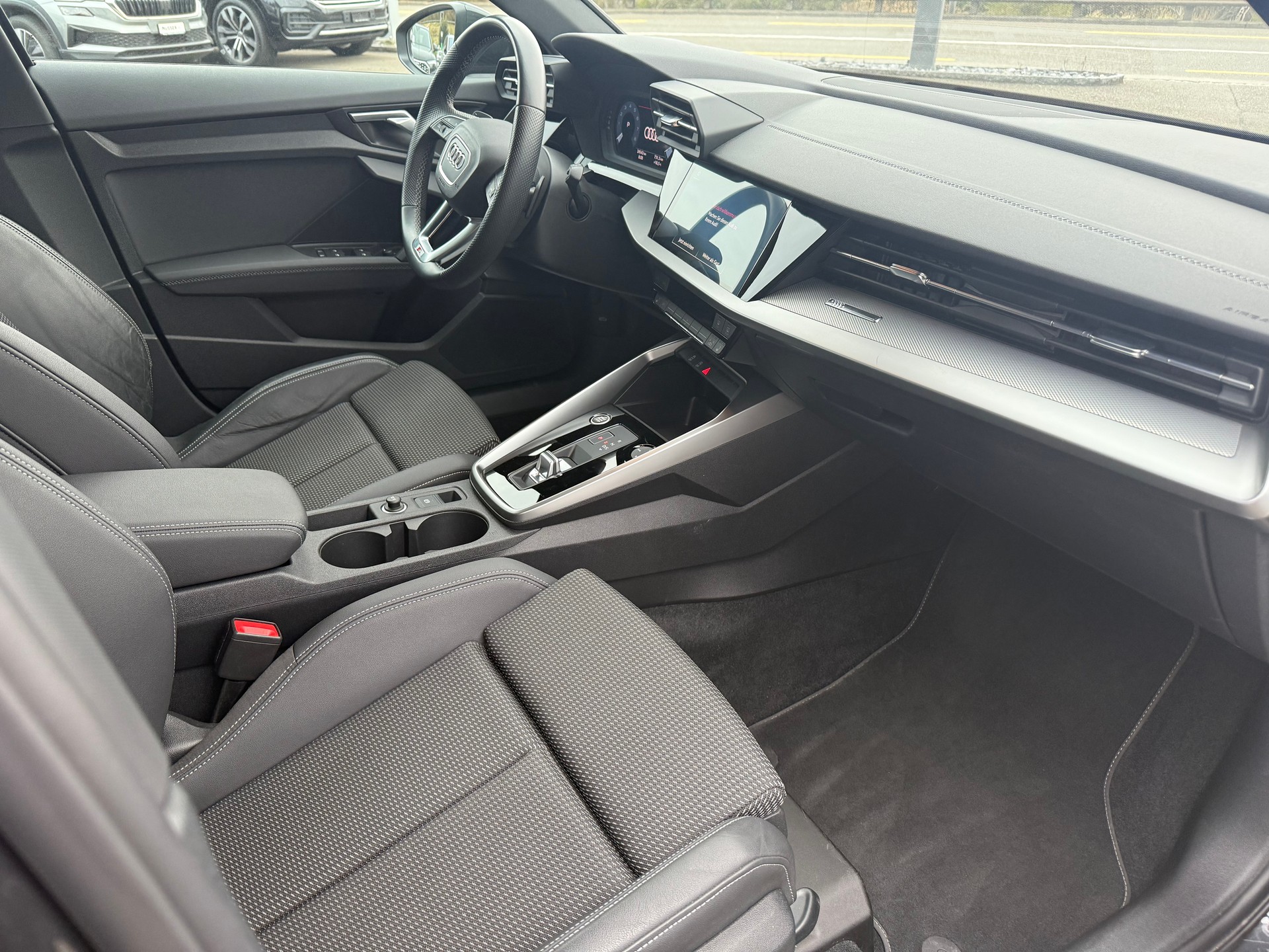 AUDI A3 Sportback 35 TFSI advanced Attraction S-tronic-image-11