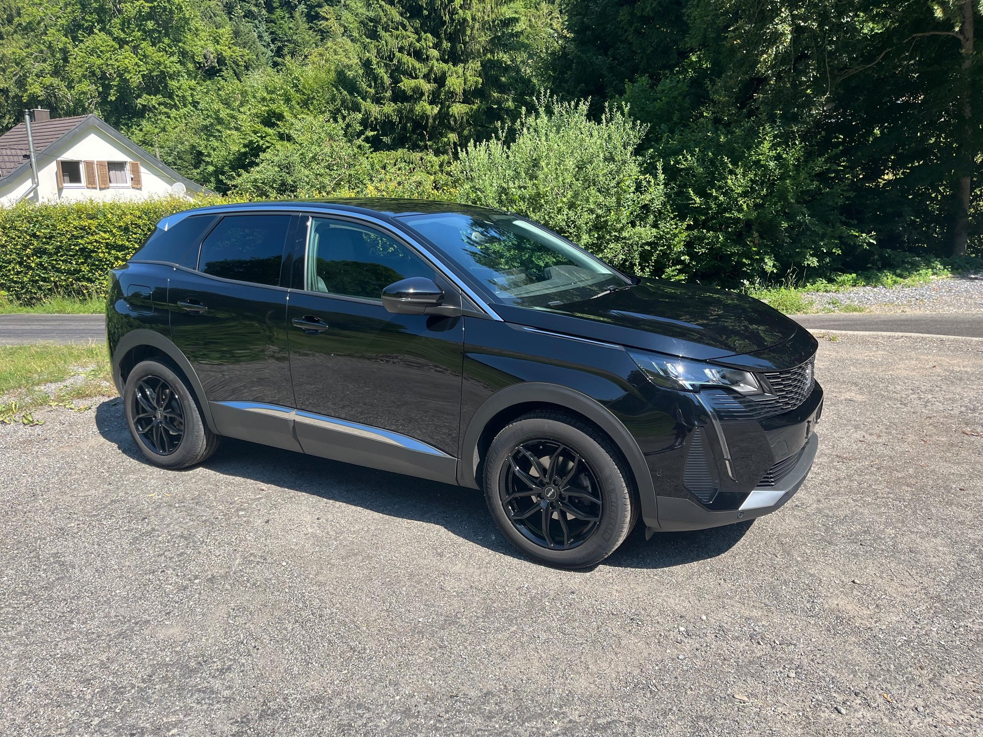 PEUGEOT 1.2 PureTech Allure Pack-image-0