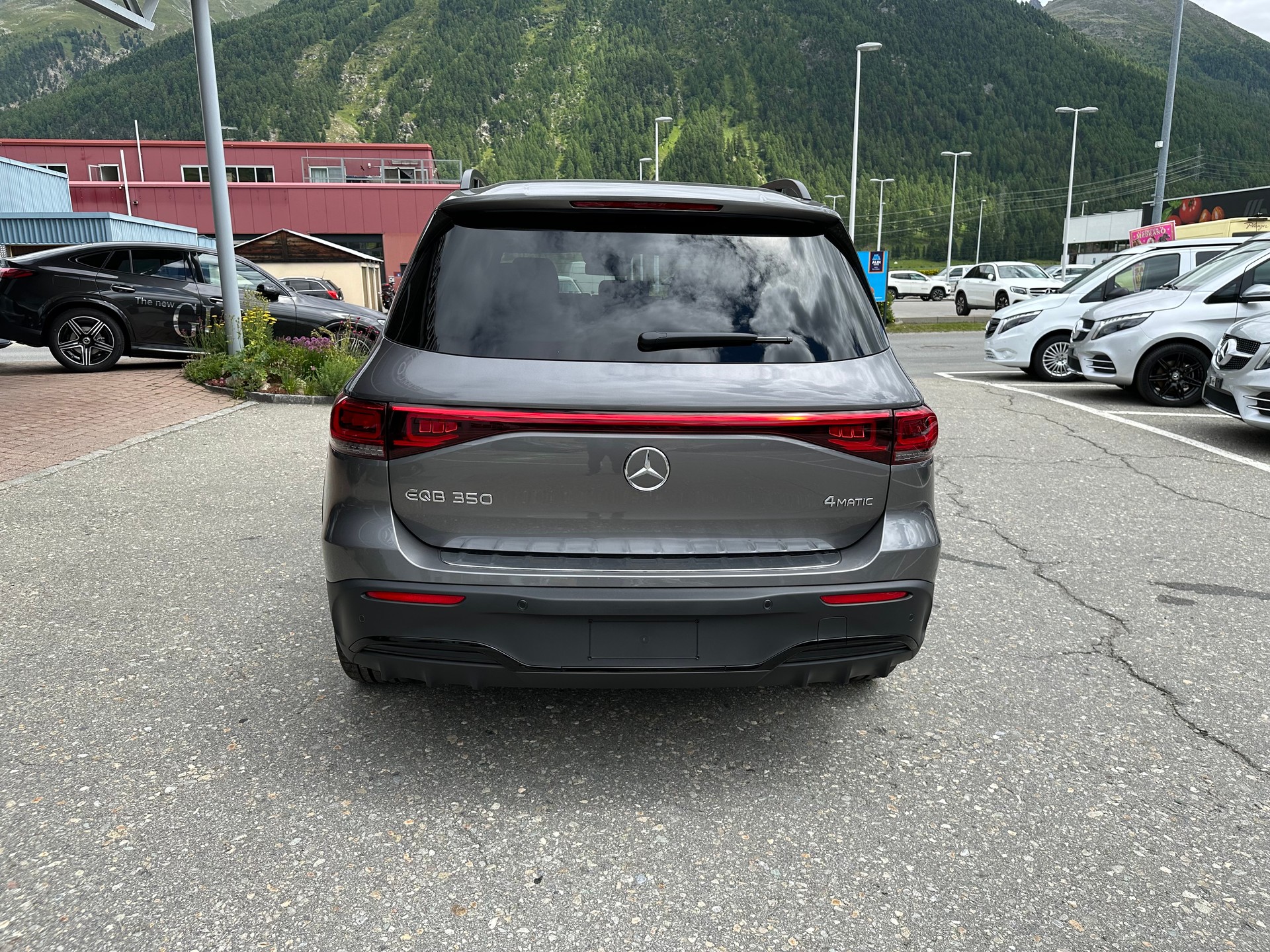MERCEDES-BENZ EQB 350 AMG Line 4matic-image-7