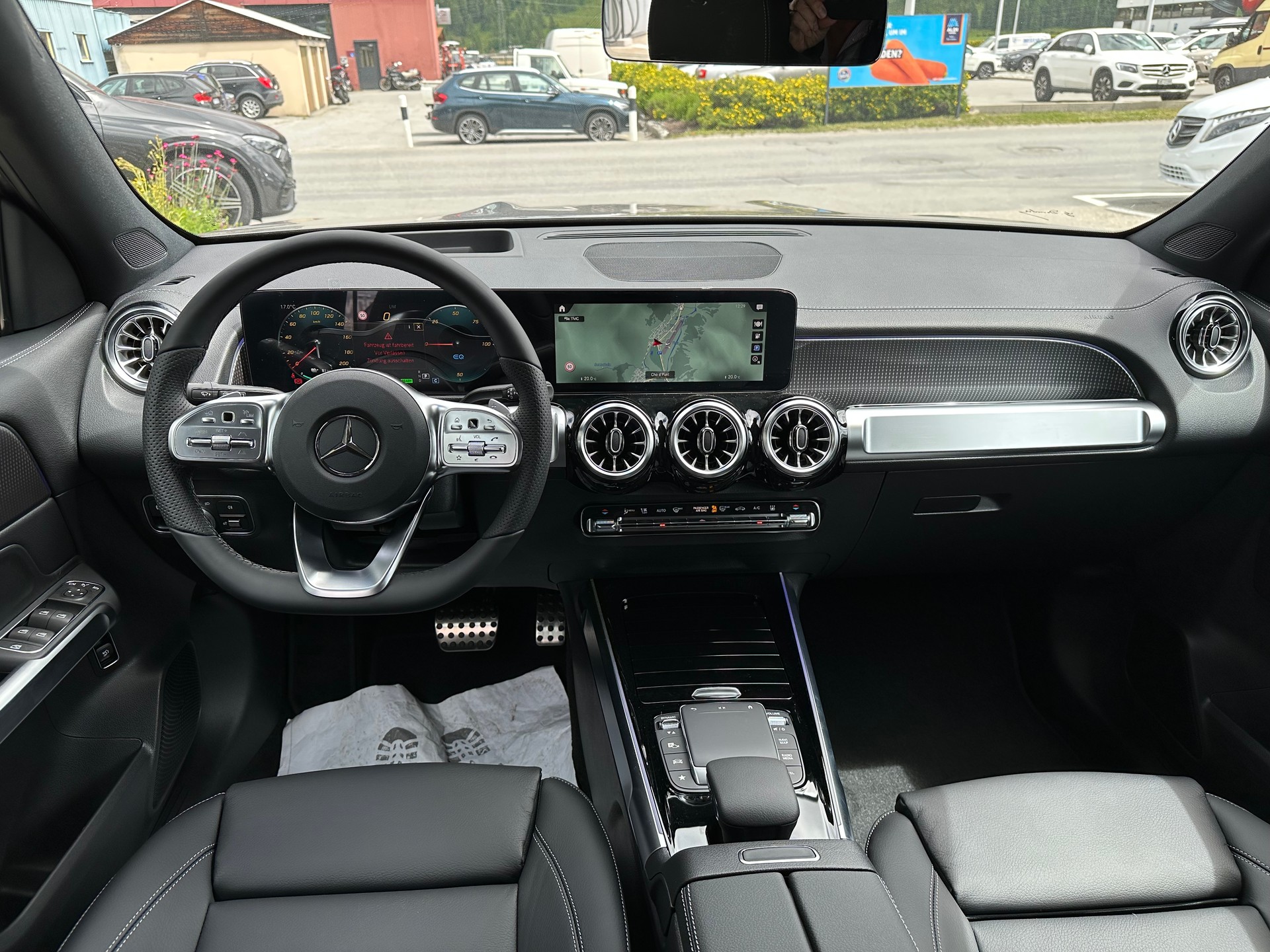 MERCEDES-BENZ EQB 350 AMG Line 4matic-image-9
