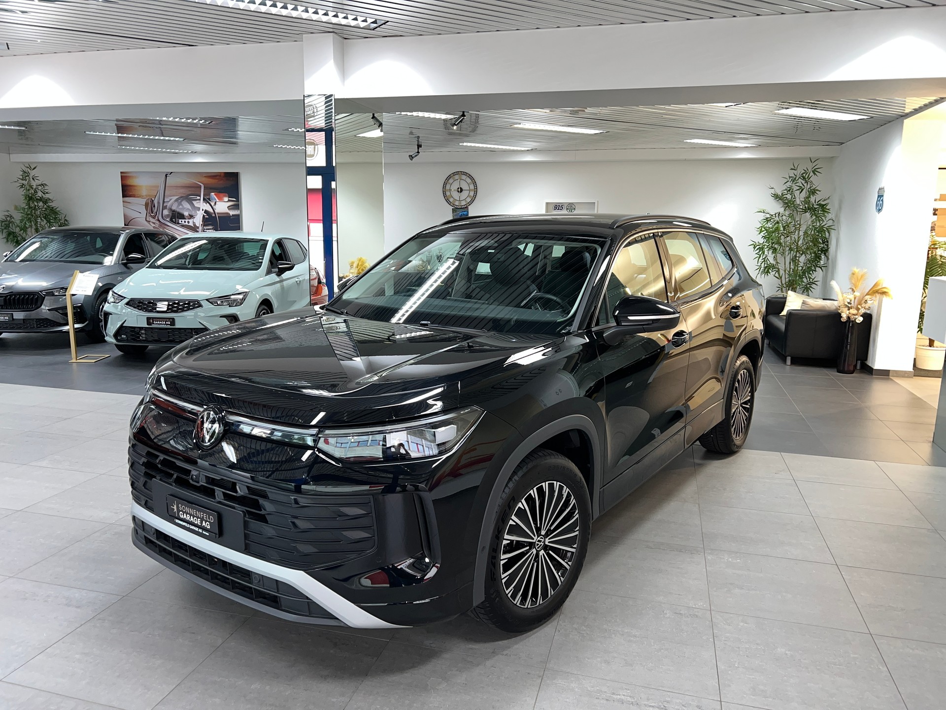 VW Tayron 2.0 TDI SCR Elegance 4Motion DSG / 7 Platz / AHK / ACC / 4.3 % Leasing-image-1