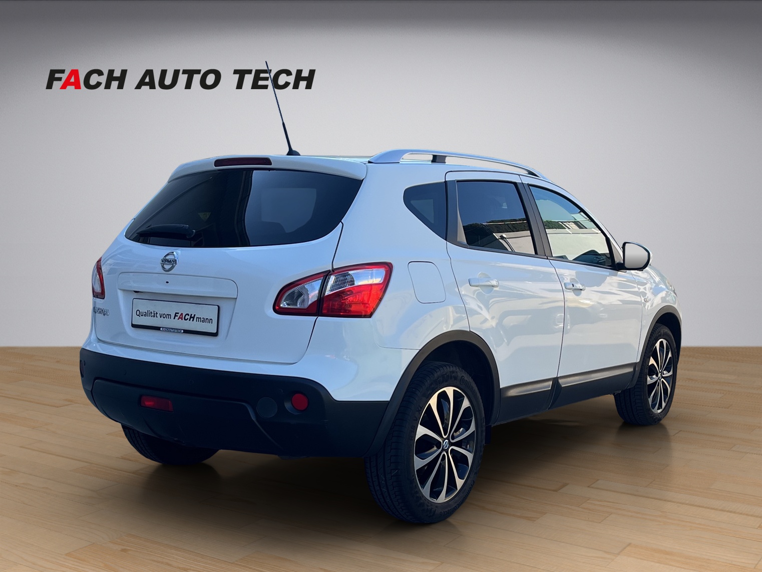 NISSAN Qashqai 2.0 16V Tekna 4x4-image-5