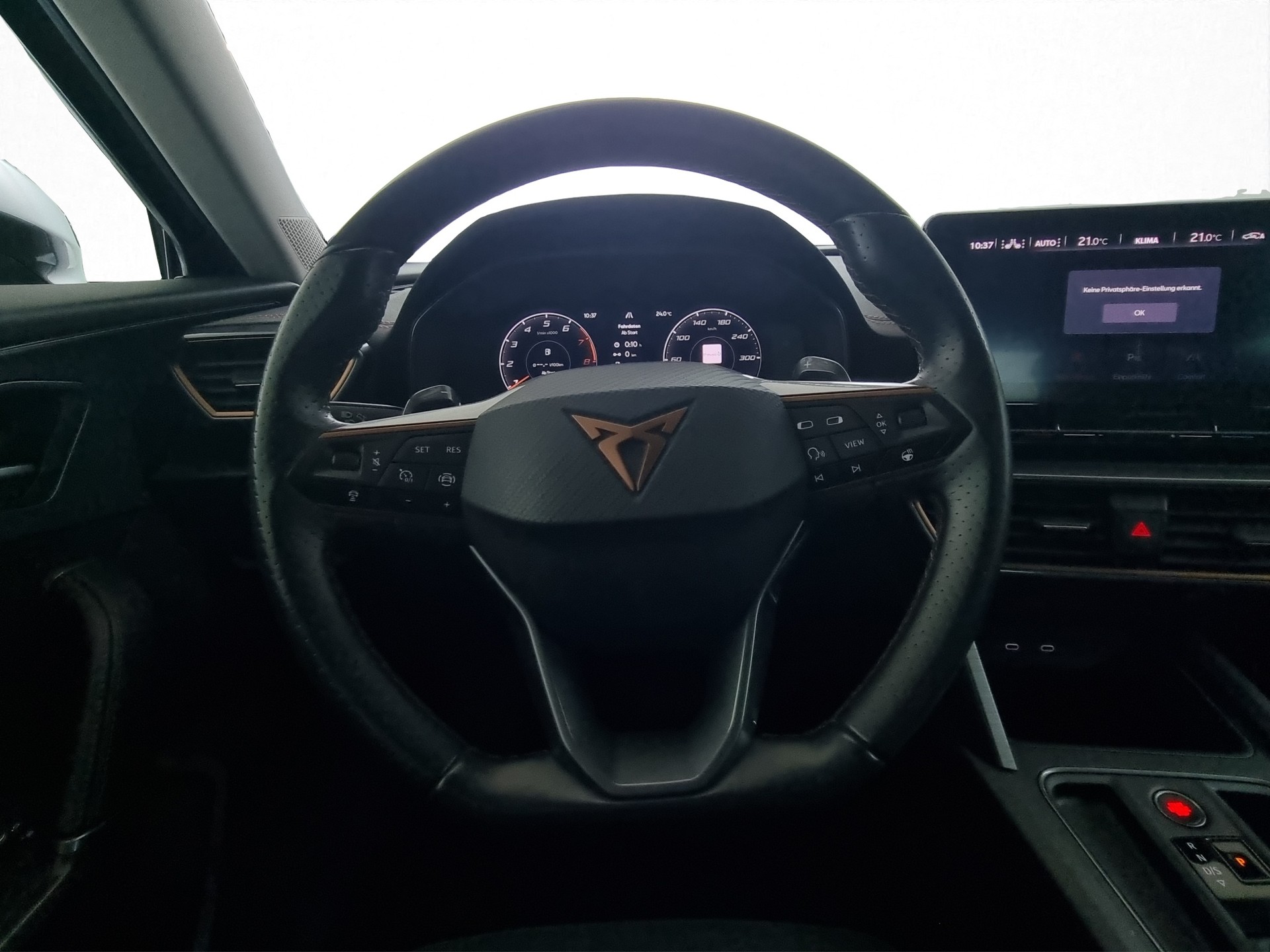 CUPRA Formentor 1.5 TSI DSG-image-8