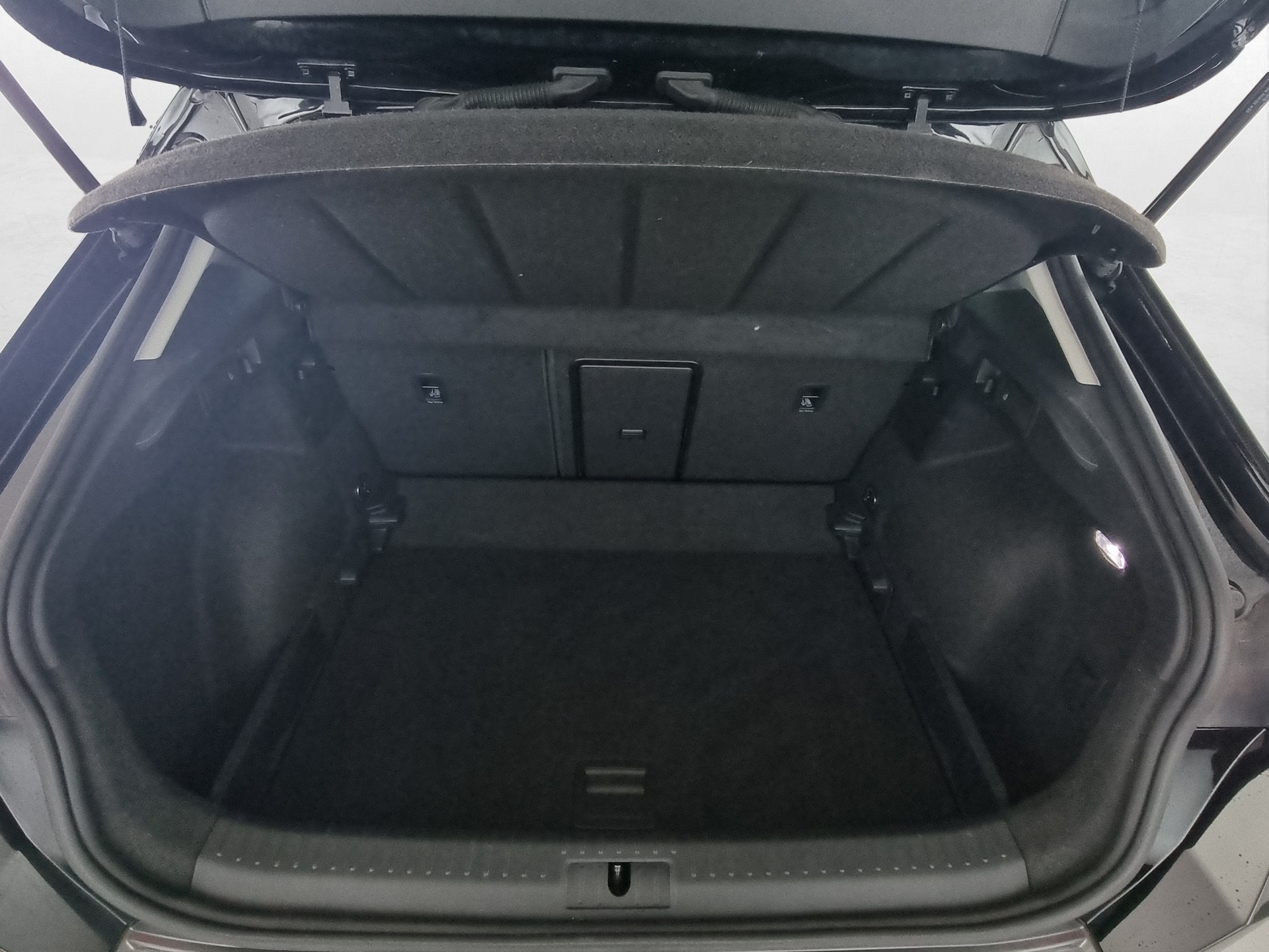 CUPRA Formentor 1.5 TSI DSG-image-15