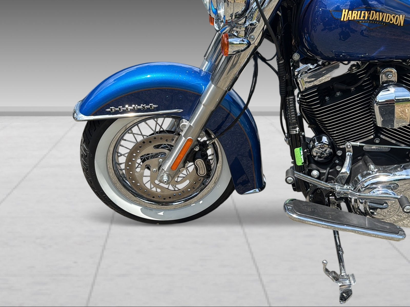 HARLEY-DAVIDSON FLSTN Softail Deluxe ABS-image-5