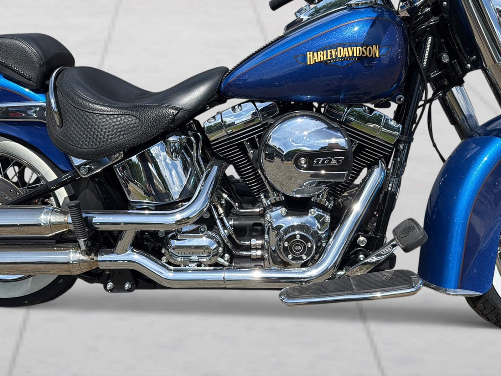 HARLEY-DAVIDSON FLSTN Softail Deluxe ABS-image-4