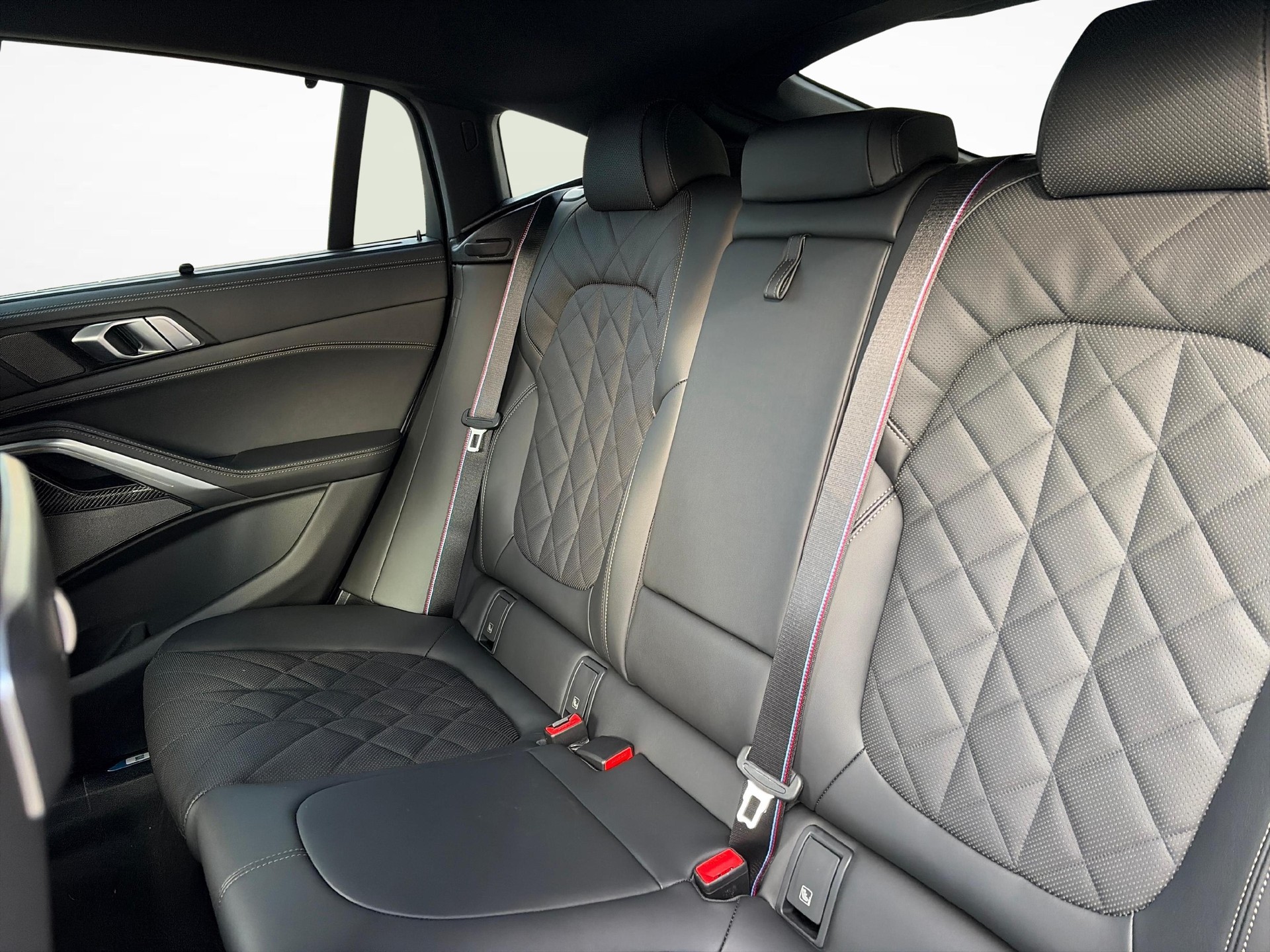 BMW X6 xDrive 40d-image-7