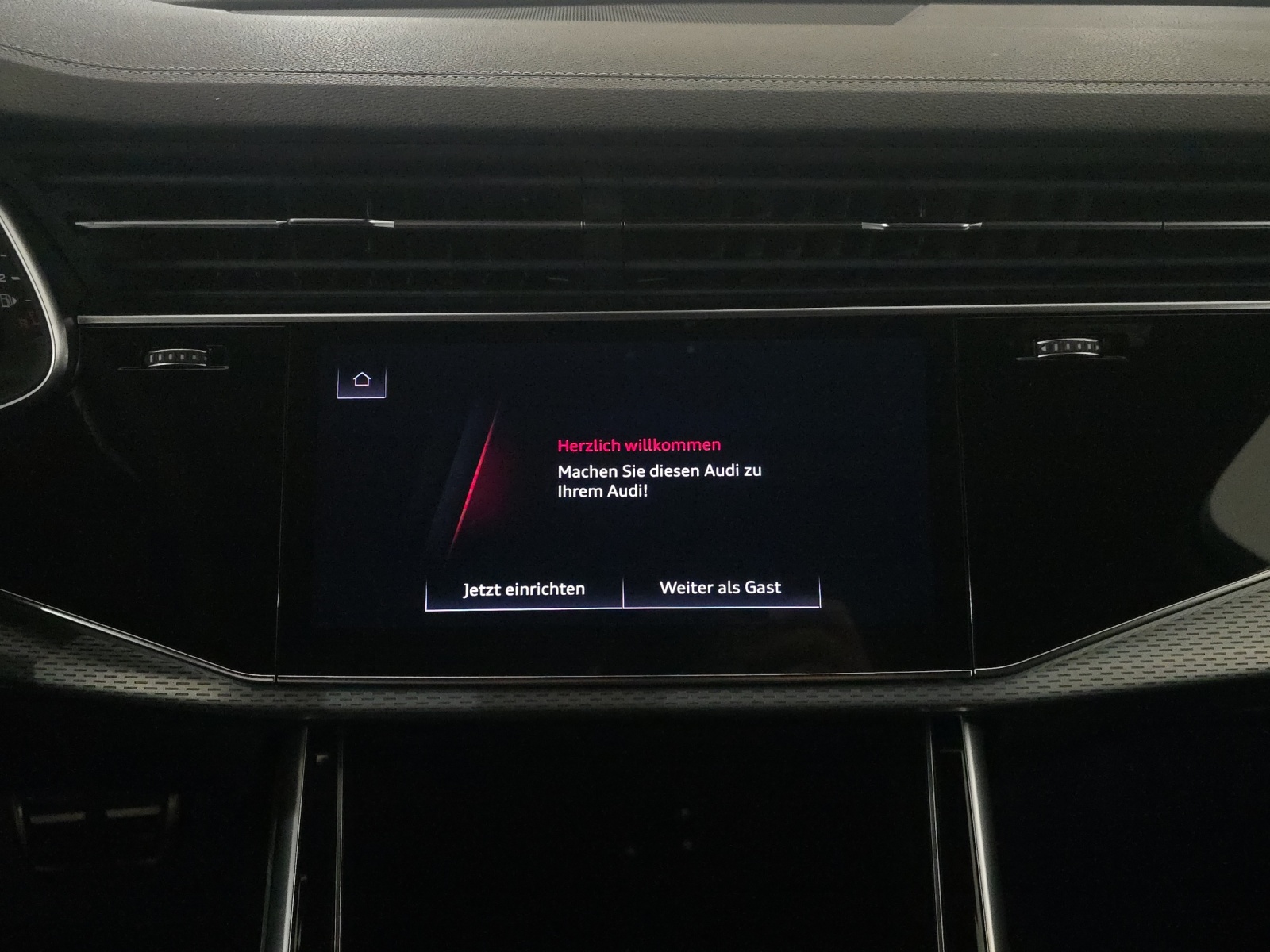 AUDI SQ7 TFSI quattro tiptronic-image-10