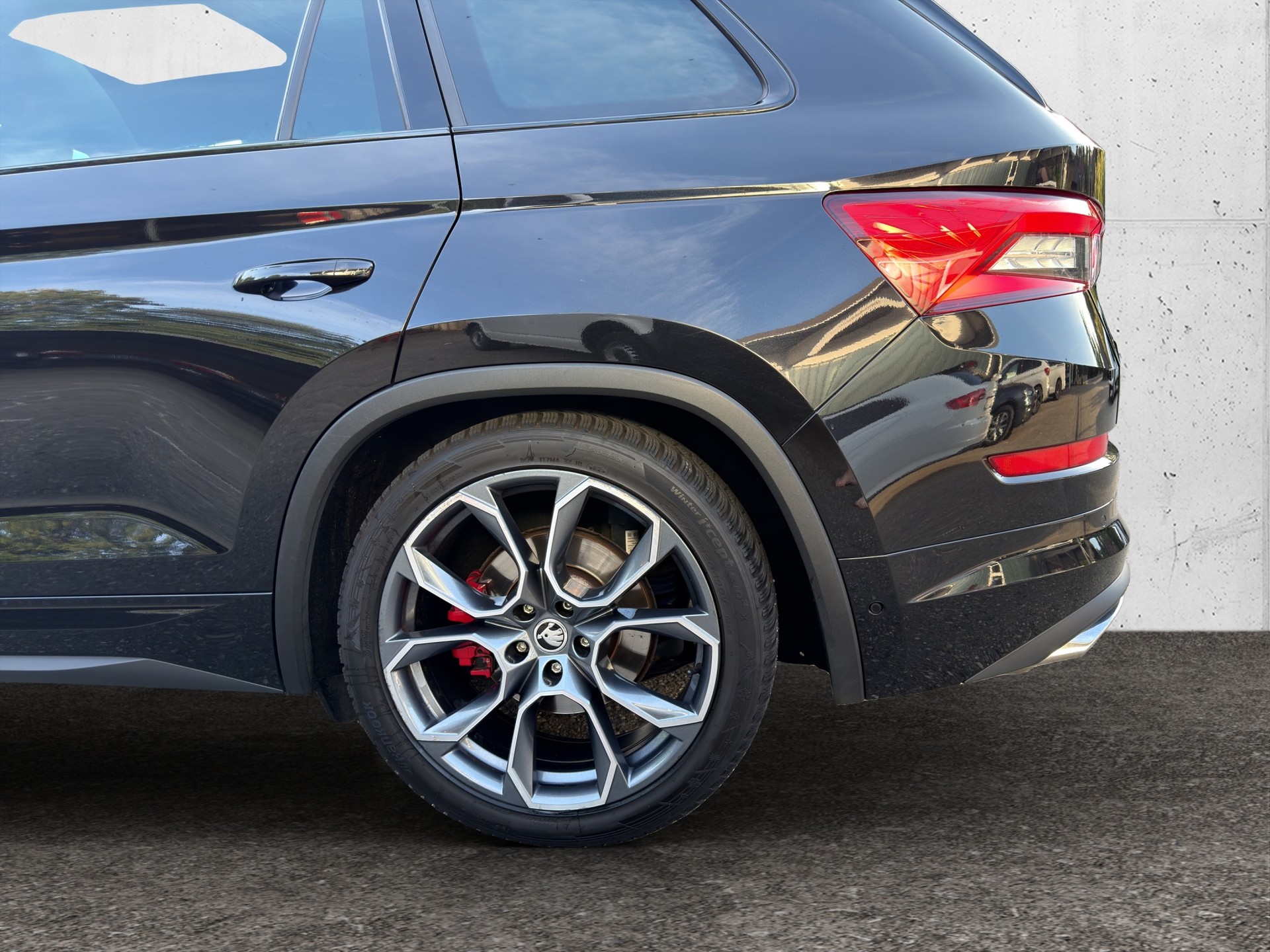 SKODA Kodiaq 2.0 Bi-TDI SCR RS 4x4 DSG-image-11