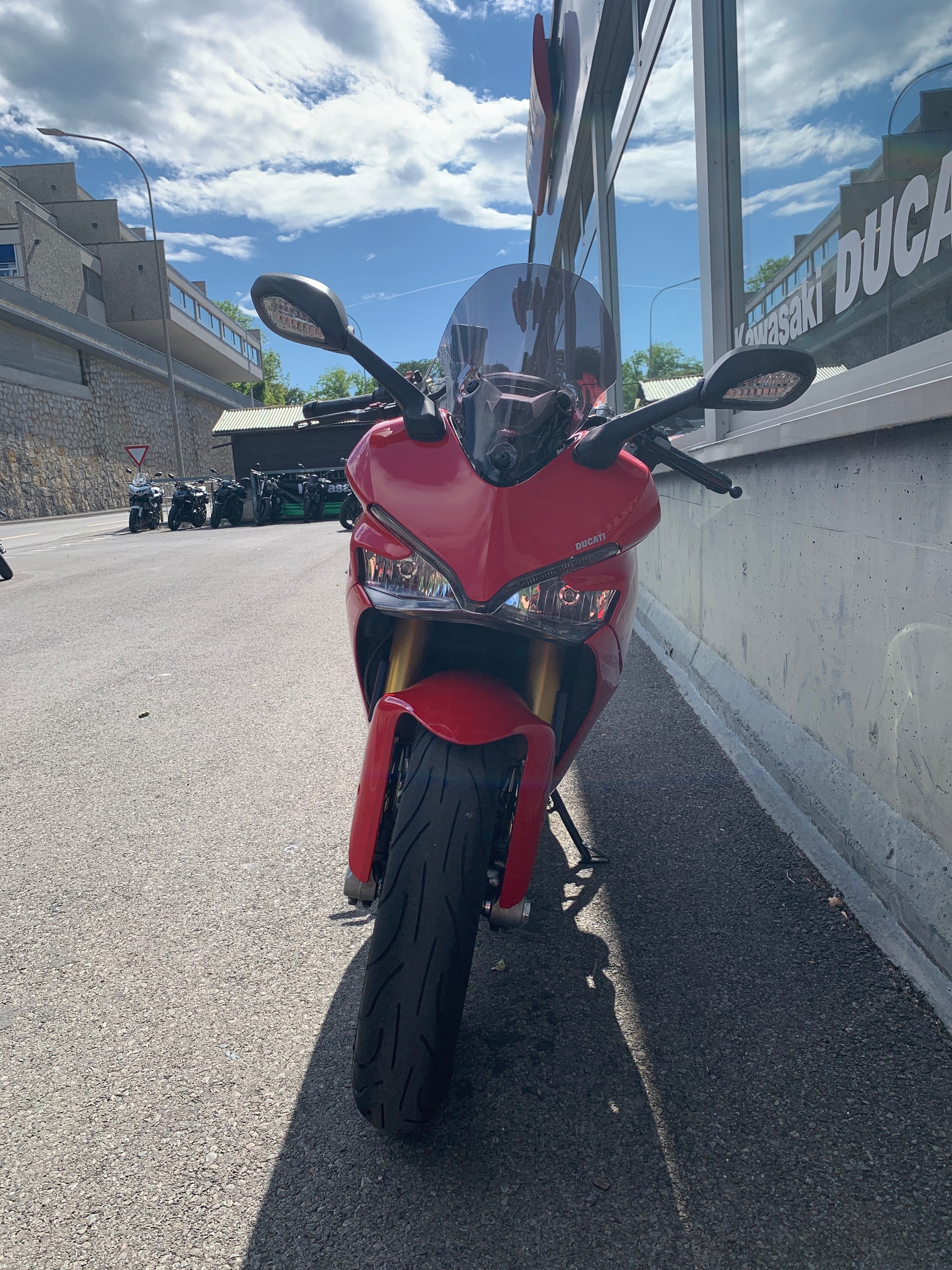 DUCATI 950 Supersport S-showroom-element-2