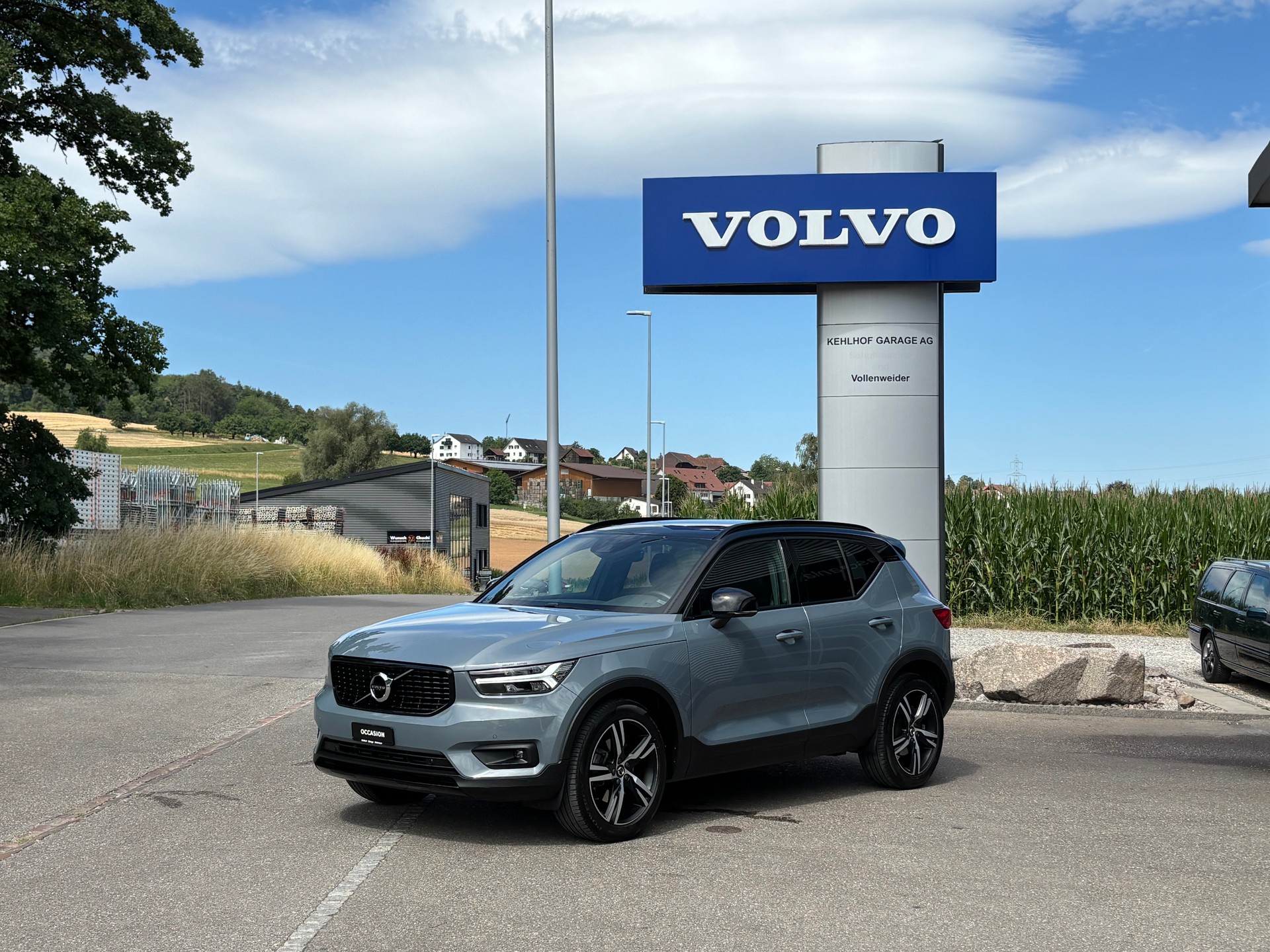 VOLVO XC40 2.0 T5 R-Design AWD-image-0