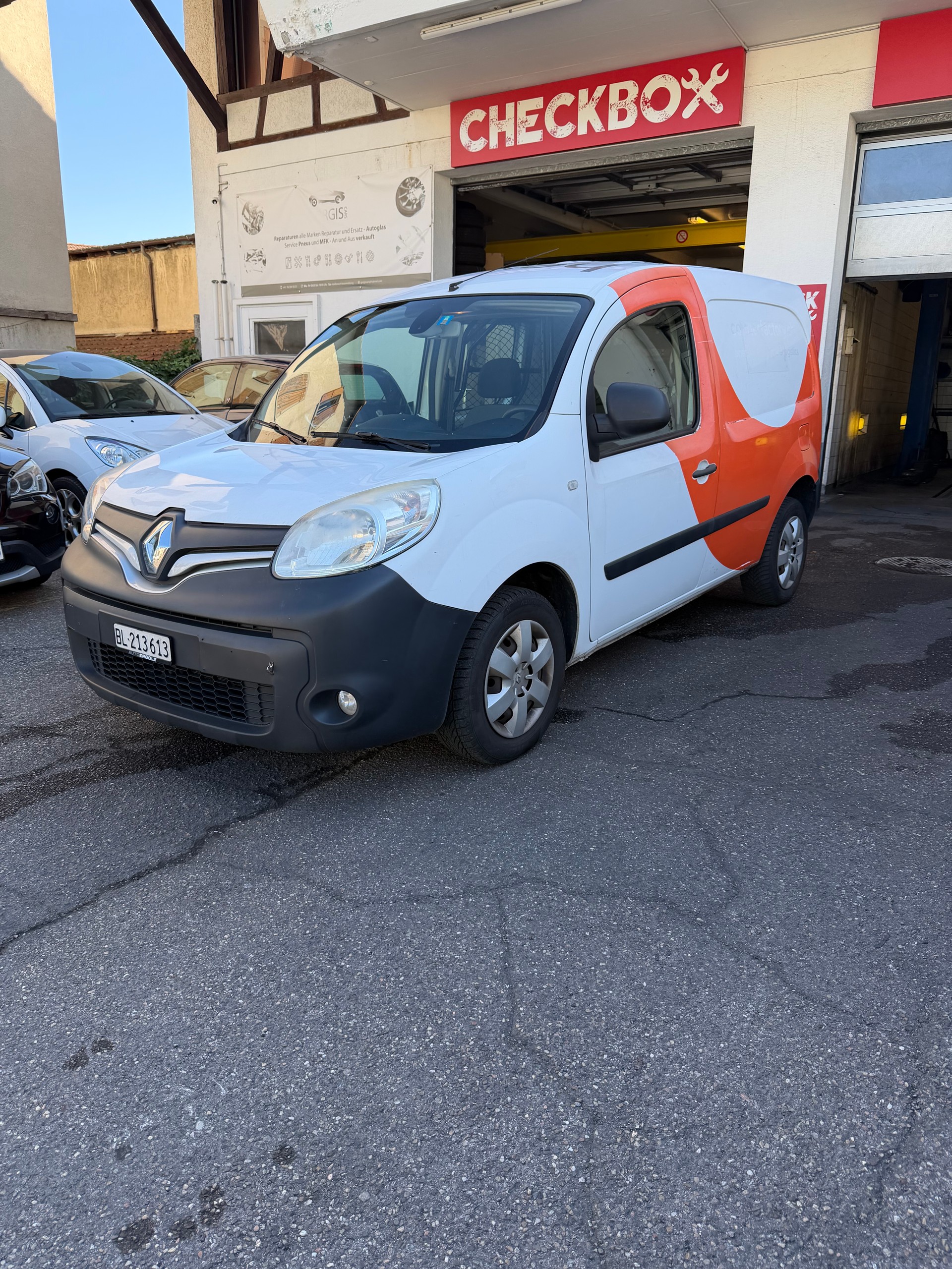 RENAULT Kangoo Medium dCi 90 ENERGY Business-image-0