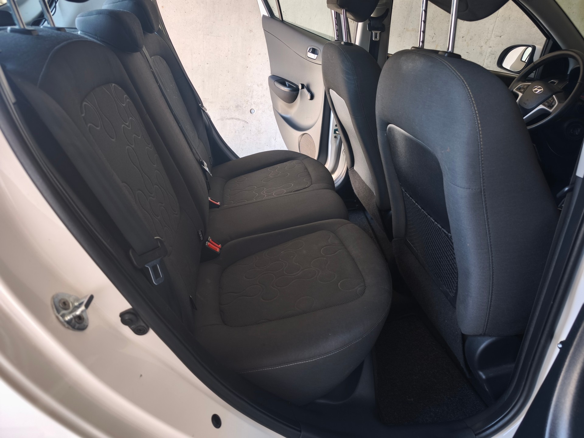 HYUNDAI i20 1.4 Style Automatic-image-7