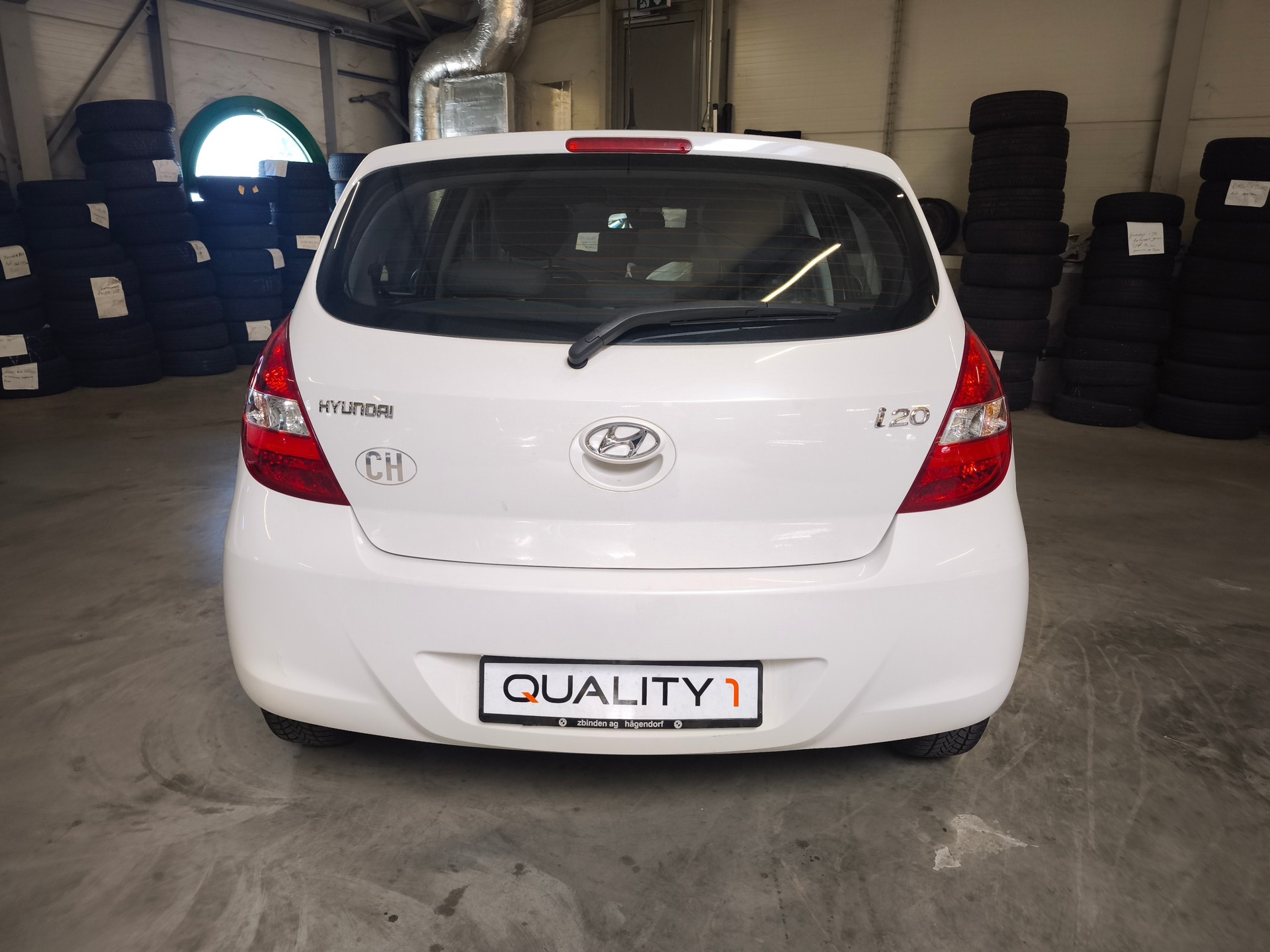 HYUNDAI i20 1.4 Style Automatic-image-3