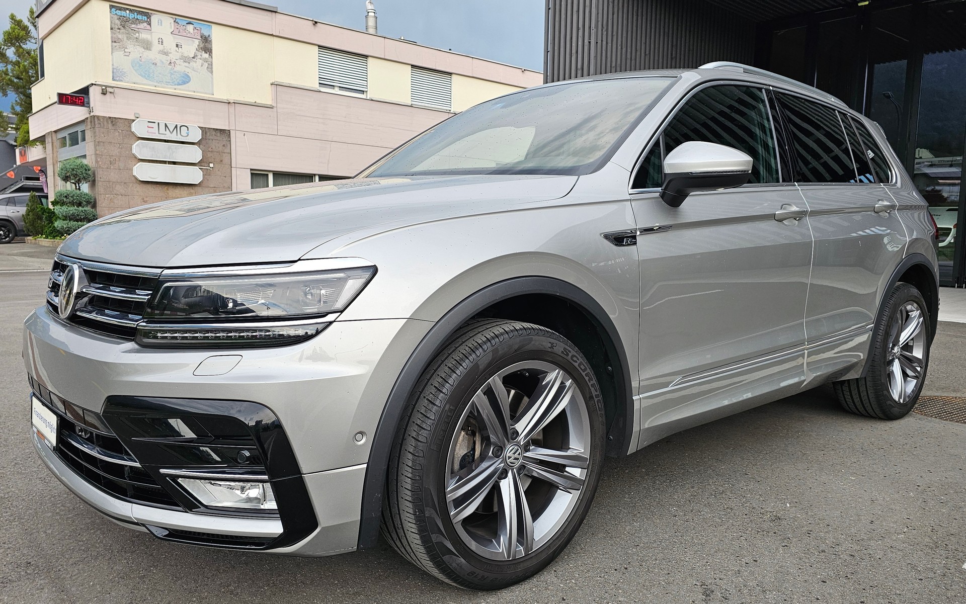 VW Tiguan 2.0TSI Highline R-Line 4Motion DSG-image-0