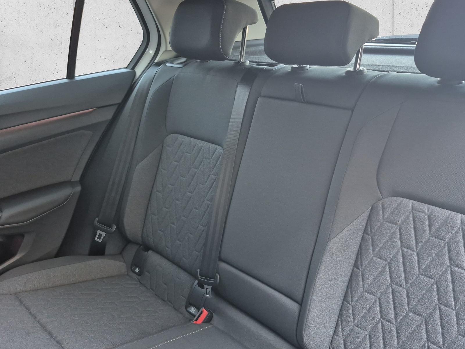 VW Golf 1.5 e TSI mHEV United DSG-image-12