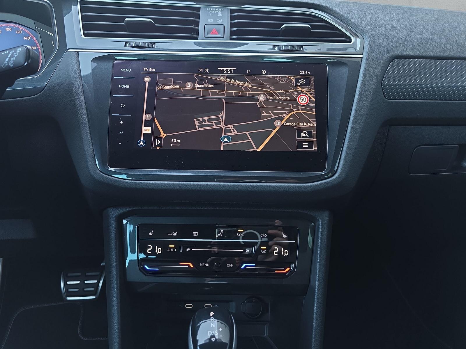 VW Tiguan R-Line 2.0 TDI SCR DSG (CH)-image-18