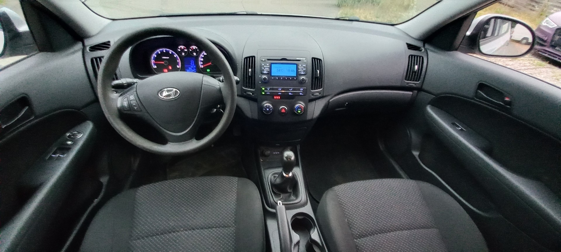 HYUNDAI i30 1.4 Comfort-image-10