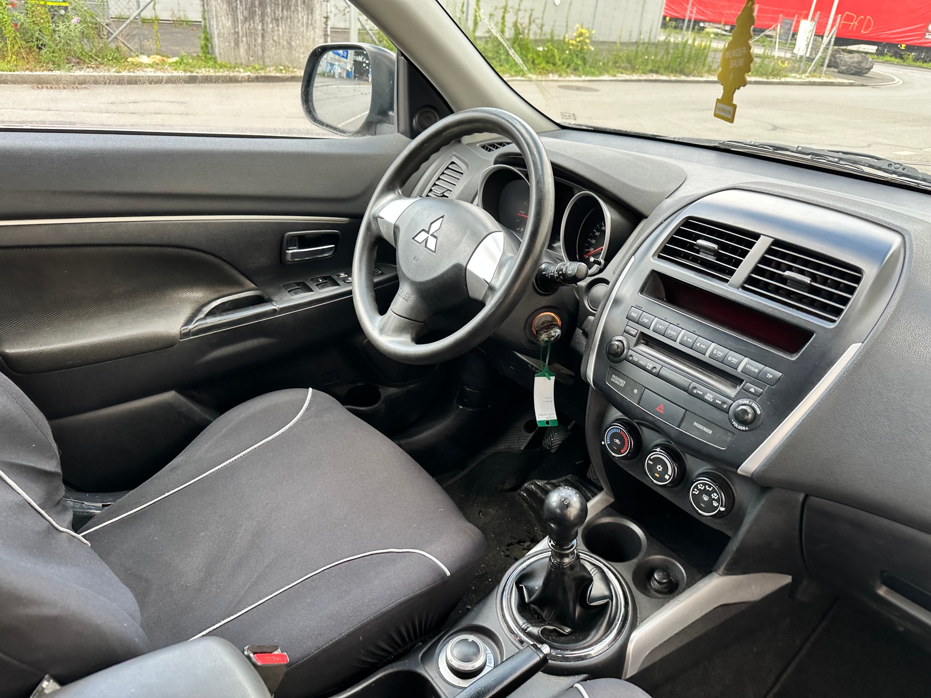 MITSUBISHI ASX 1.8 DID Intense 4WD-image-15
