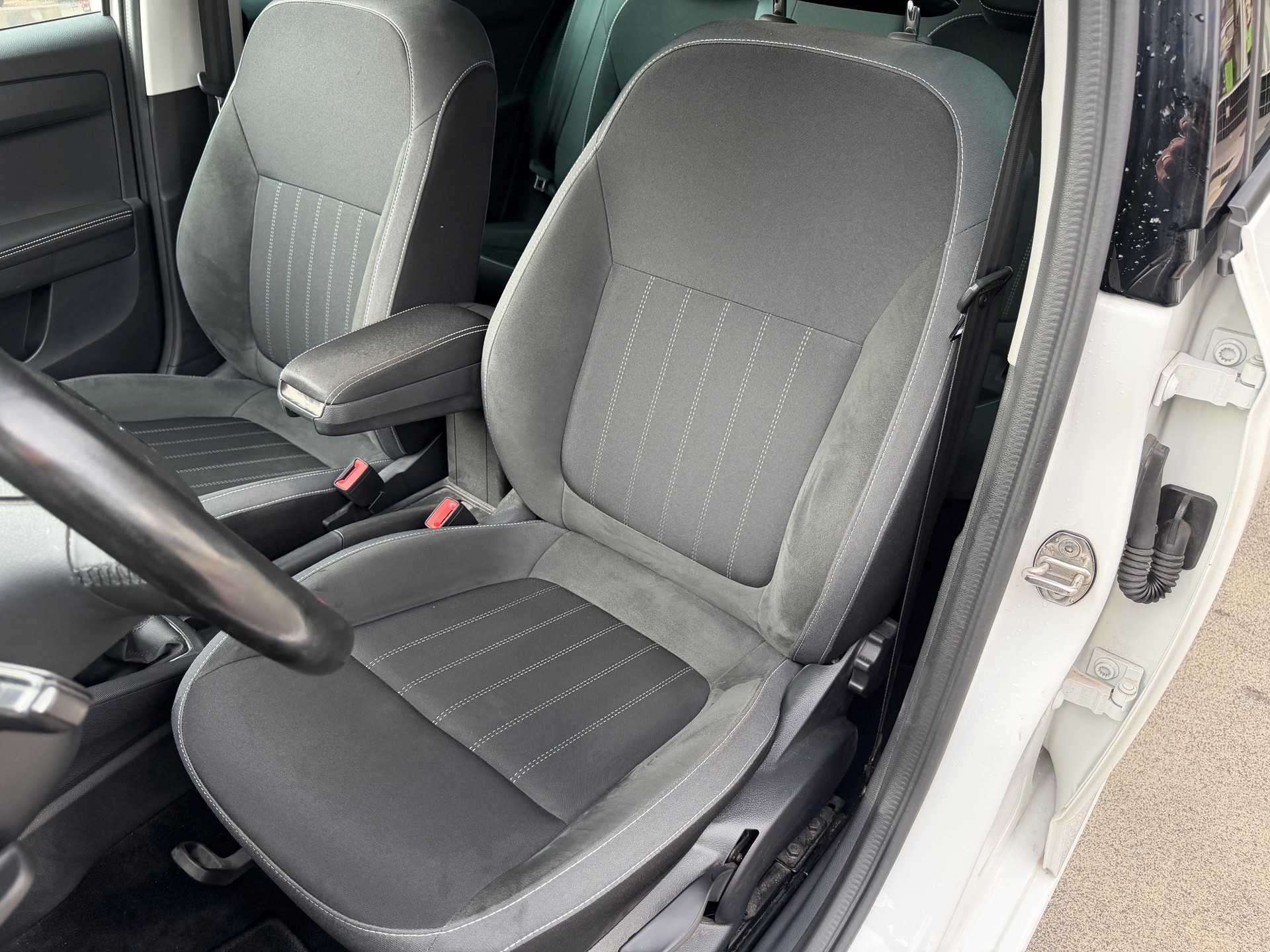 SKODA Fabia Combi 1.0 TSI Style-image-8