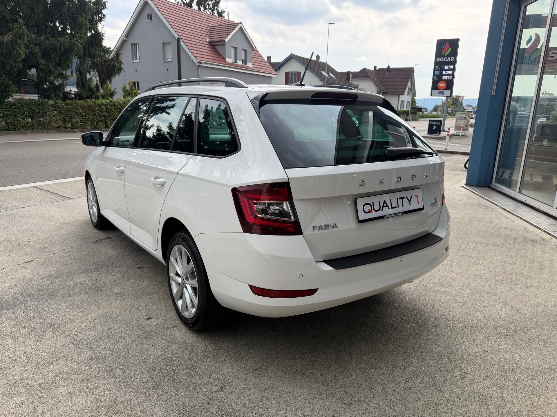 SKODA Fabia Combi 1.0 TSI Style-image-4