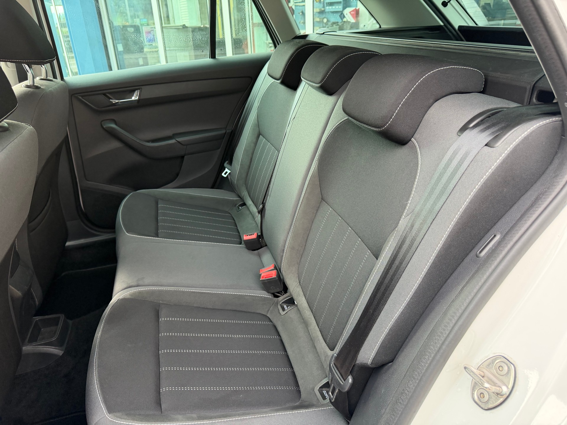 SKODA Fabia Combi 1.0 TSI Style-image-10