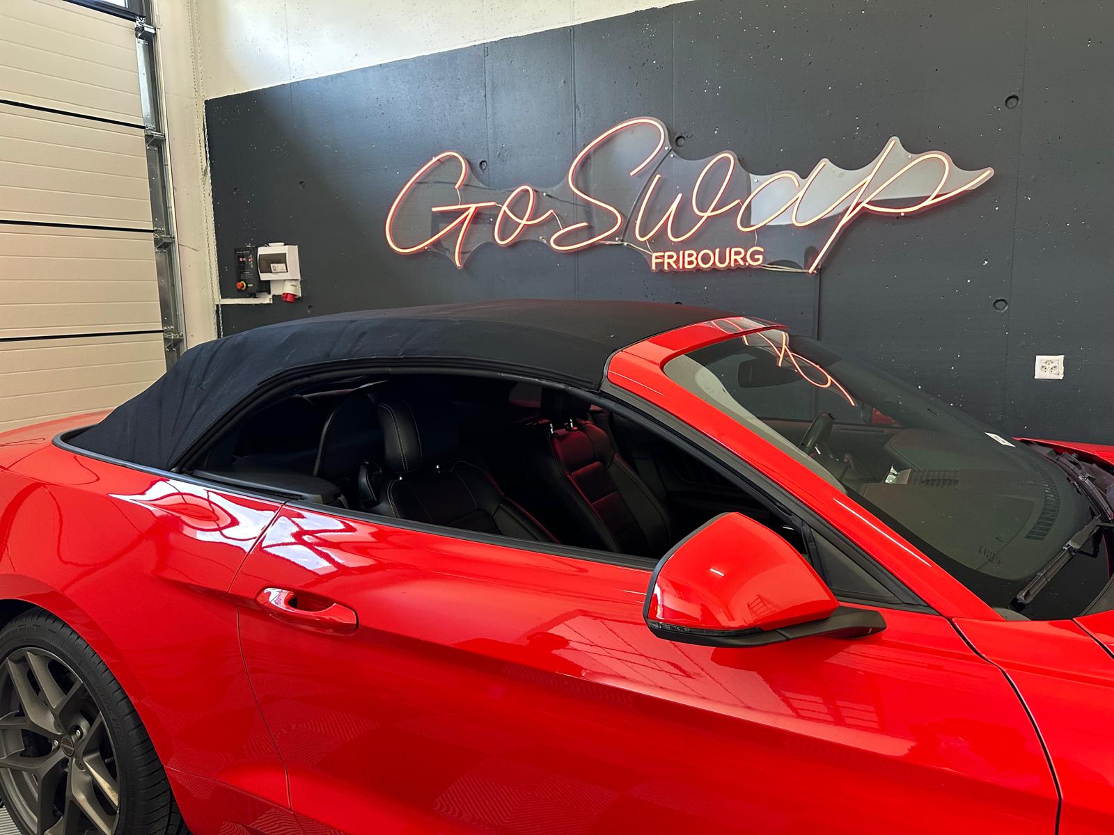 FORD Mustang Convertible 2.3-image-9