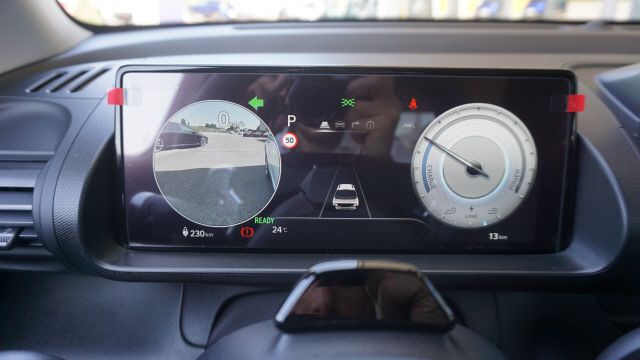 HYUNDAI Inster 49kWh Amplia-image-12