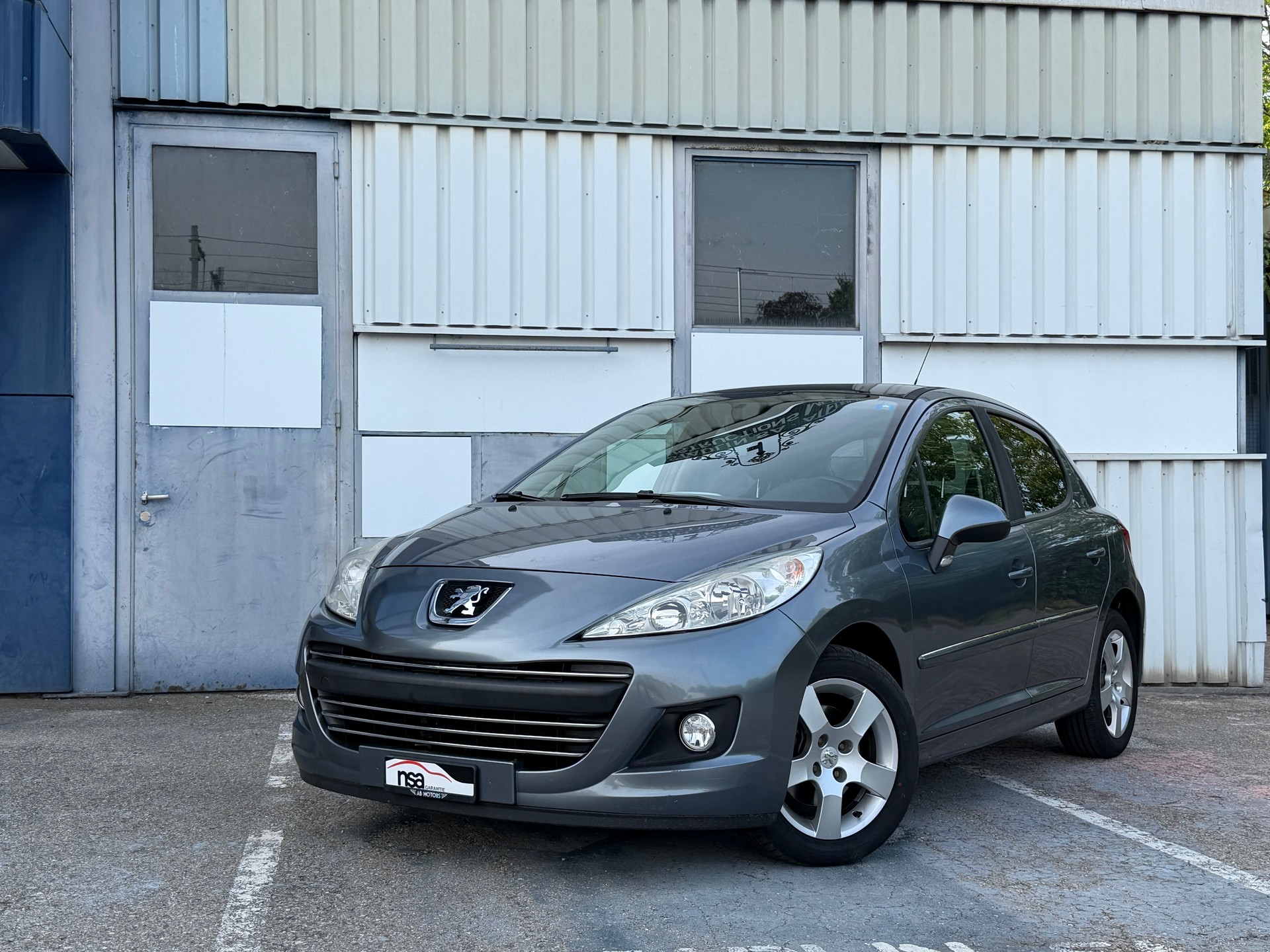 PEUGEOT 207 1.6 16V Sport Automatic-image-0