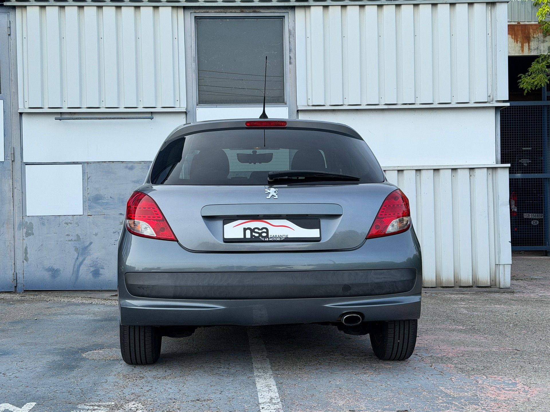 PEUGEOT 207 1.6 16V Sport Automatic-image-5