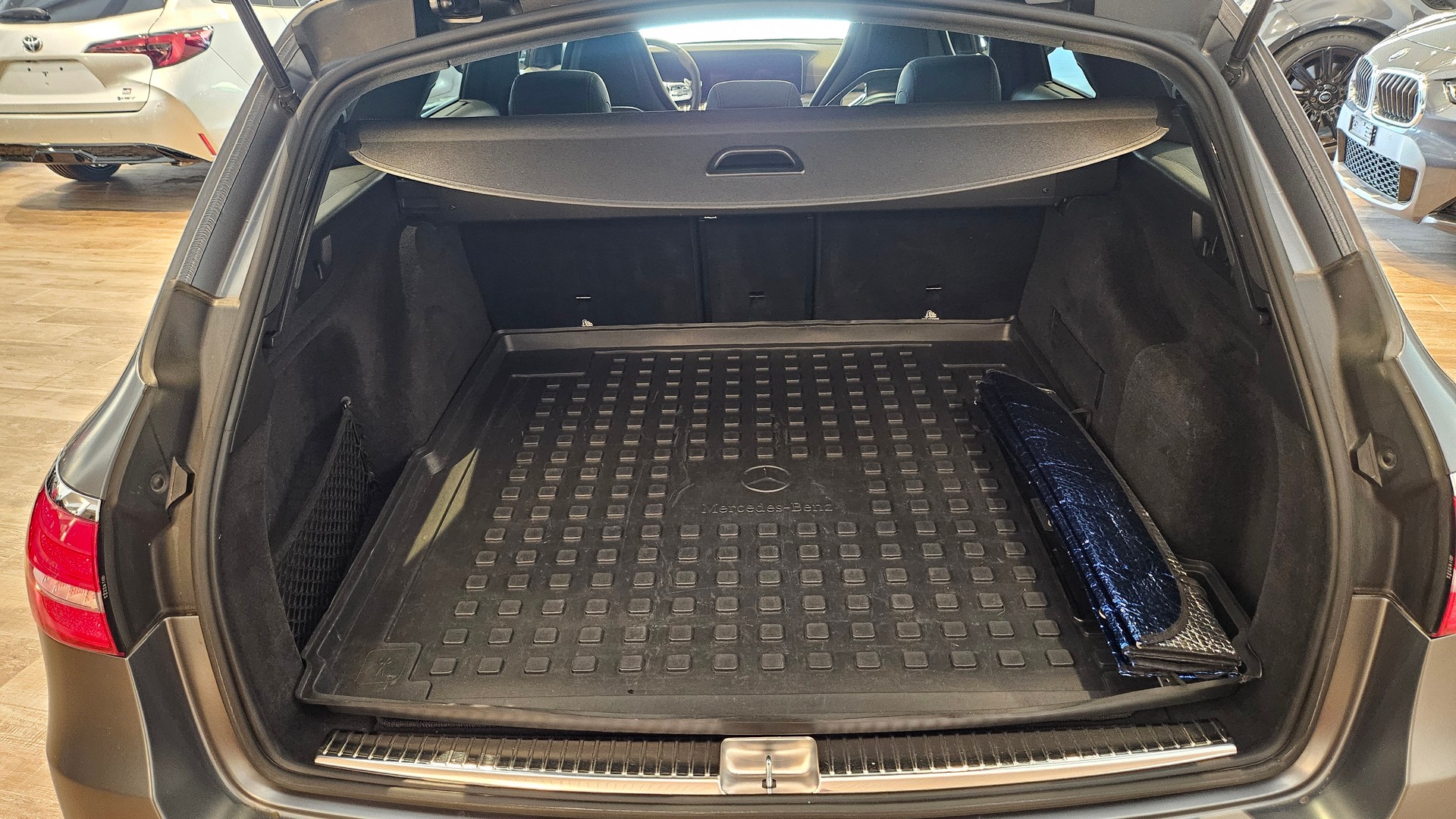 MERCEDES-BENZ E 63 AMG S 4 Matic 9G-Tronic, 612 PS selenitgrau, Top Ausstattung AMG Performance-Abgasanlageđ„-image-19