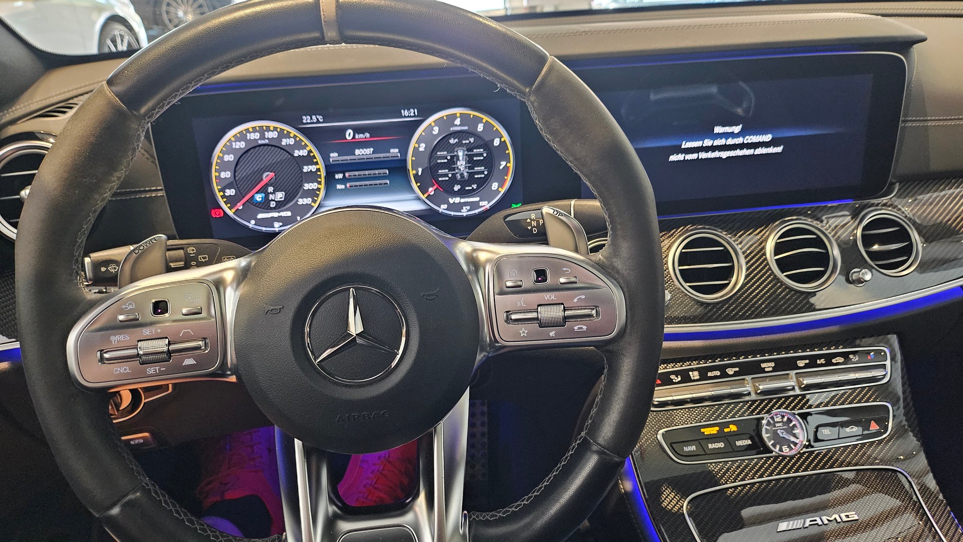 MERCEDES-BENZ E 63 AMG S 4 Matic 9G-Tronic, 612 PS selenitgrau, Top Ausstattung AMG Performance-Abgasanlageđ„-image-27