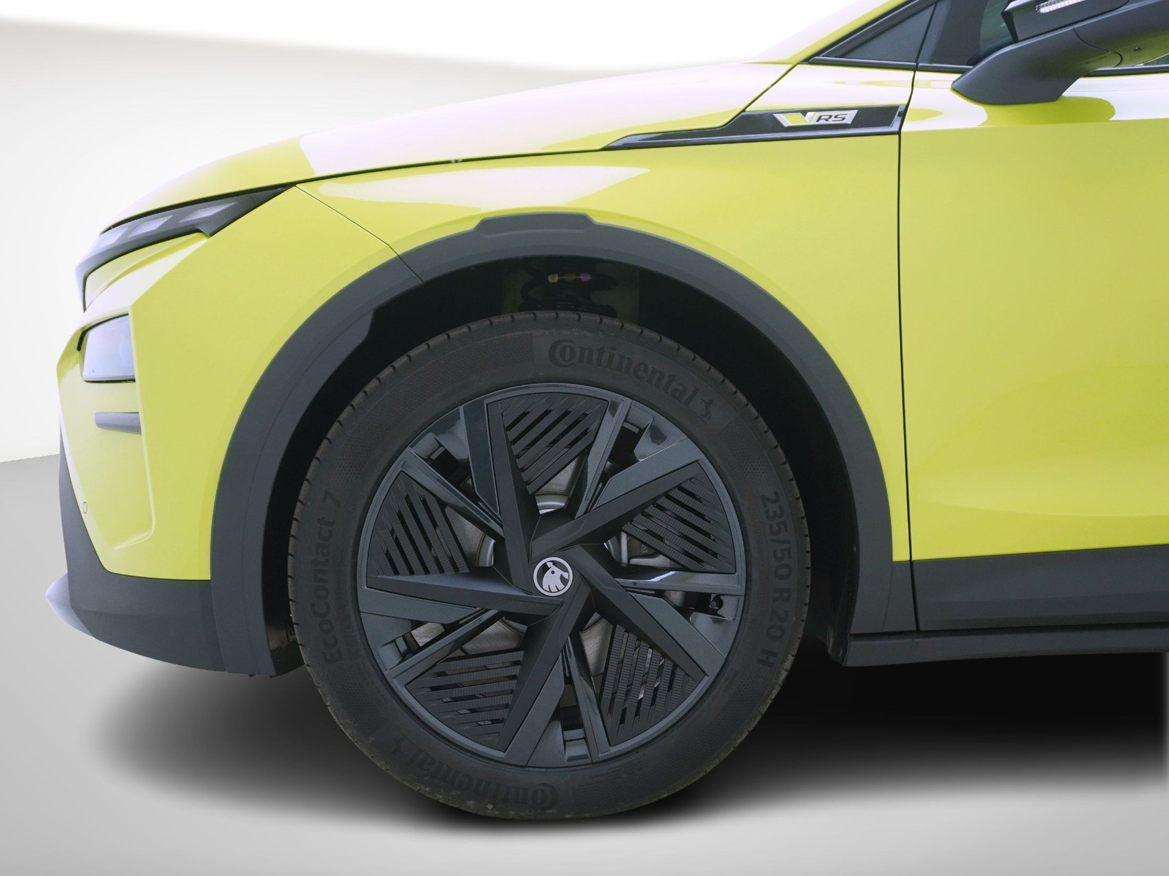 SKODA Elroq RS 4x4-image-8