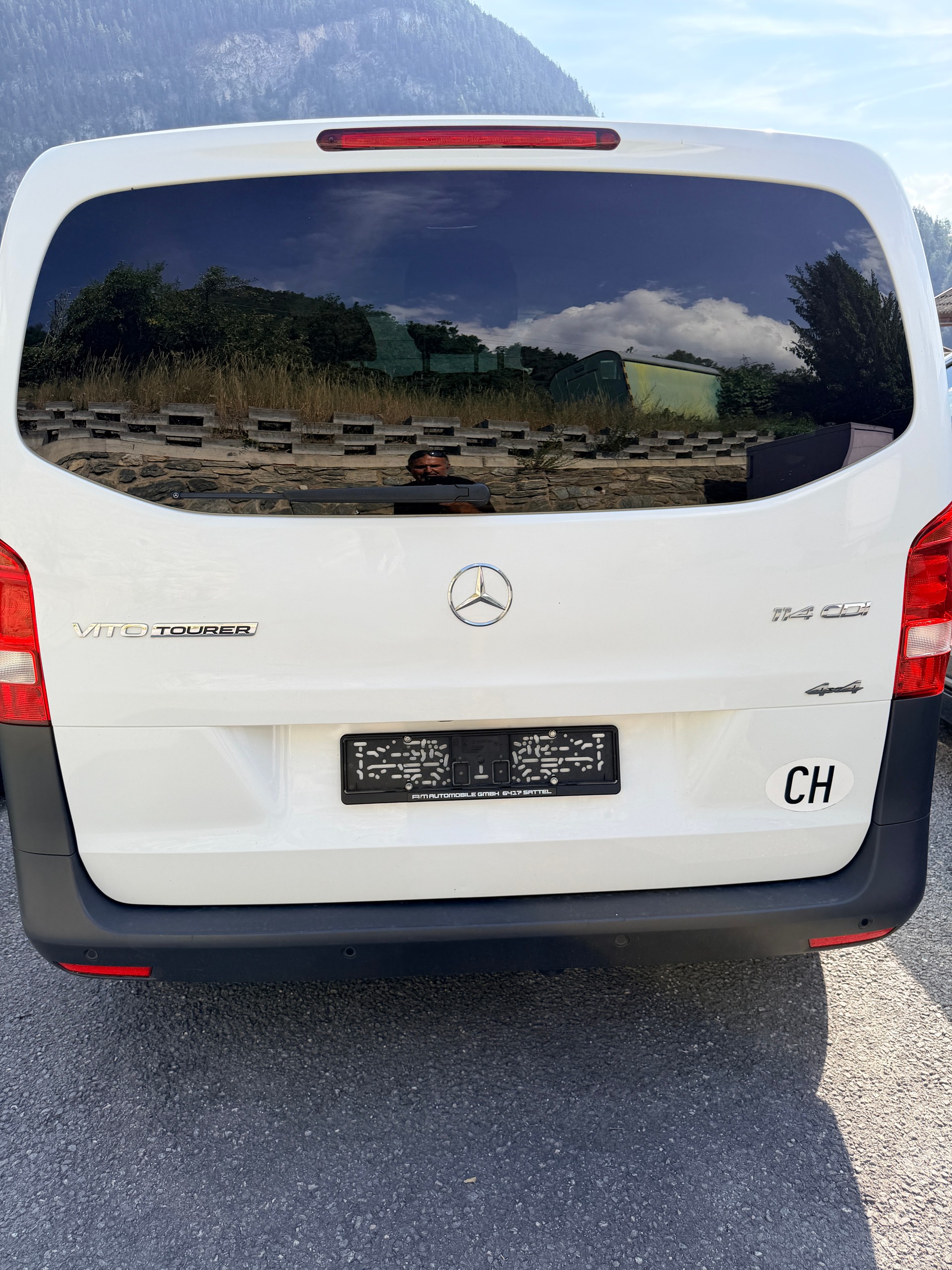 MERCEDES-BENZ Vito 114 BlueTec Tourer Base 4Matic 7G-Tronic-image-4