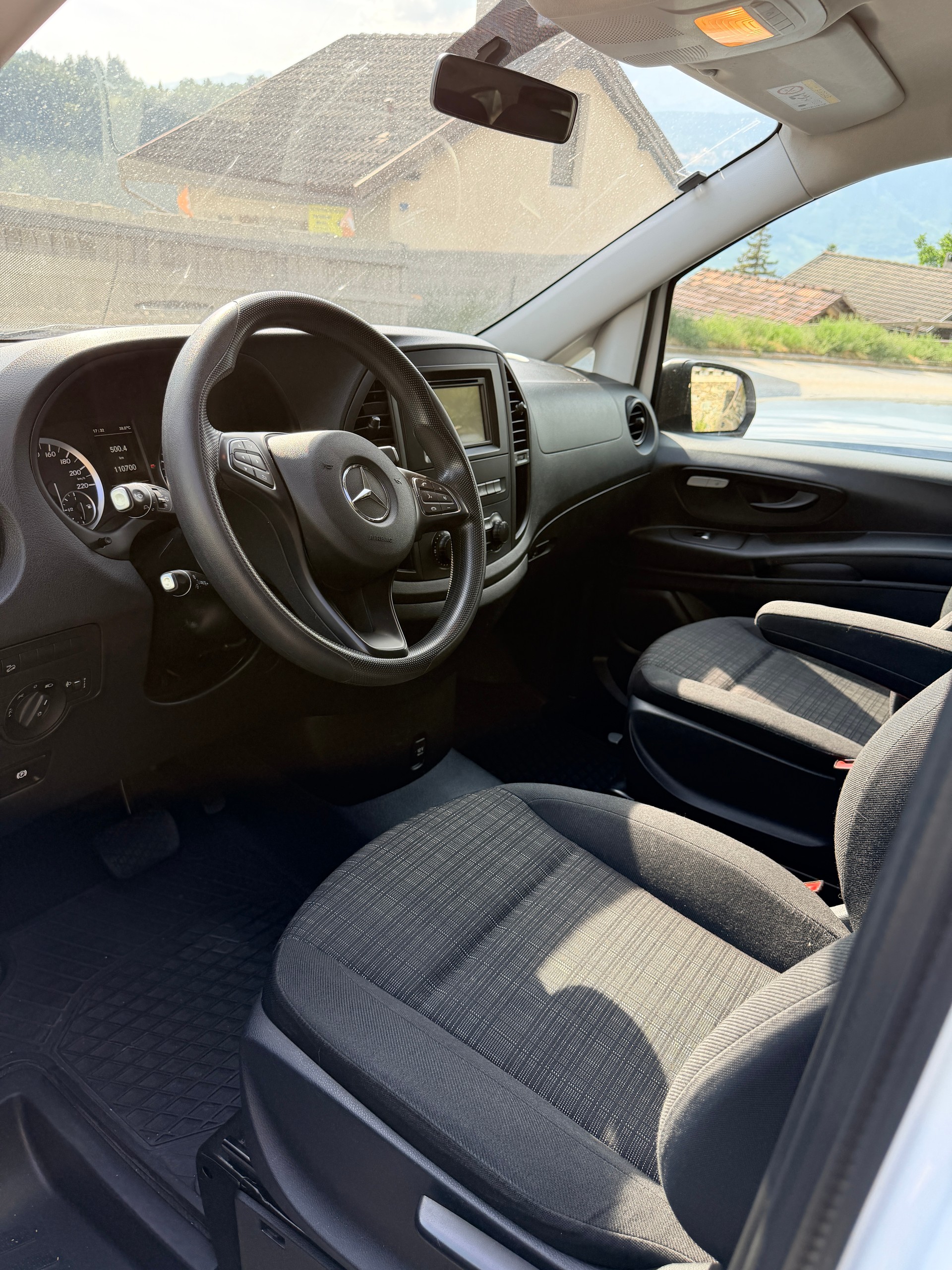 MERCEDES-BENZ Vito 114 BlueTec Tourer Base 4Matic 7G-Tronic-image-7