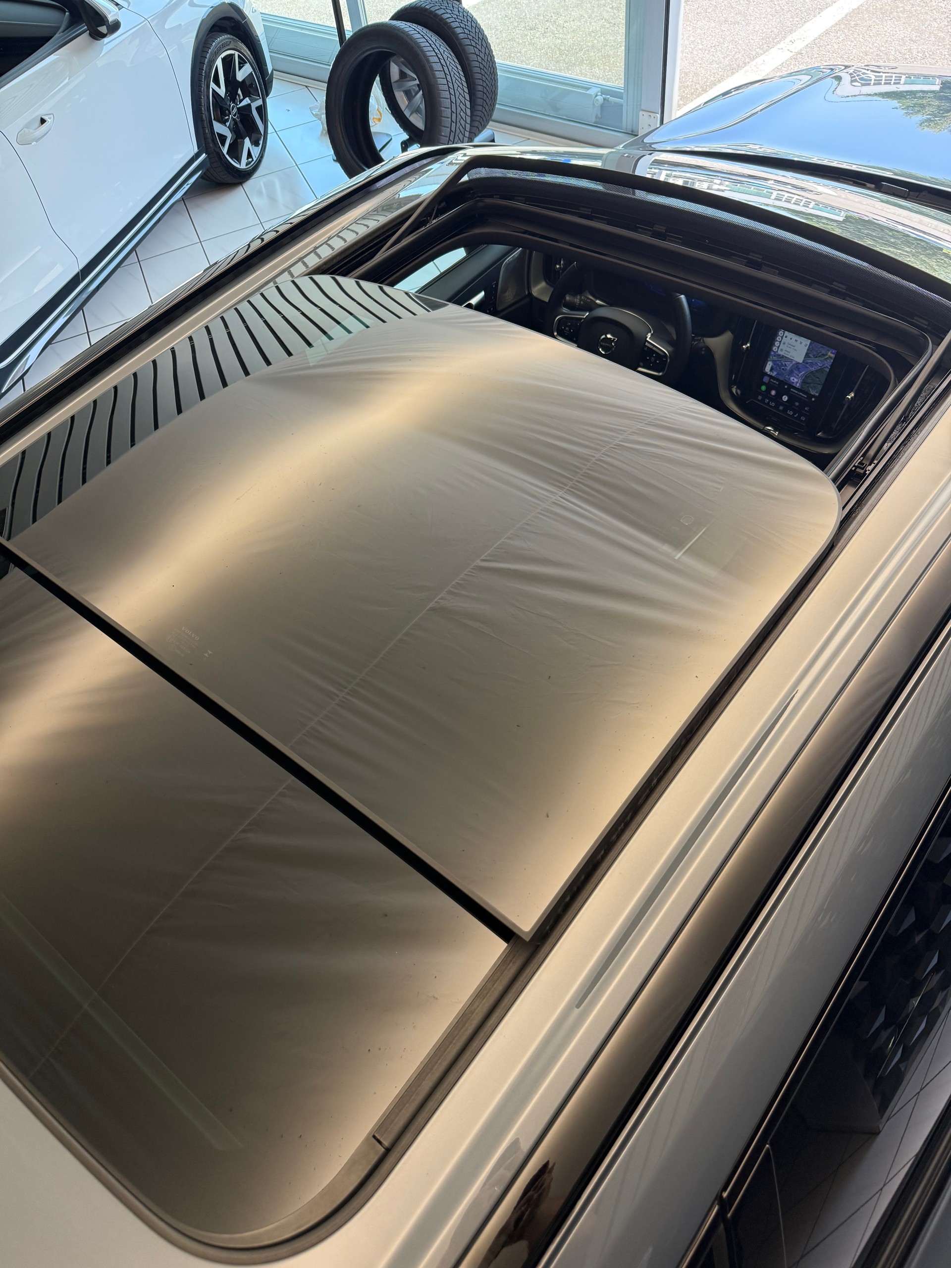 VOLVO XC60 T8 eAWD PluginHybrid Ultimate Dark Geartronic-image-24