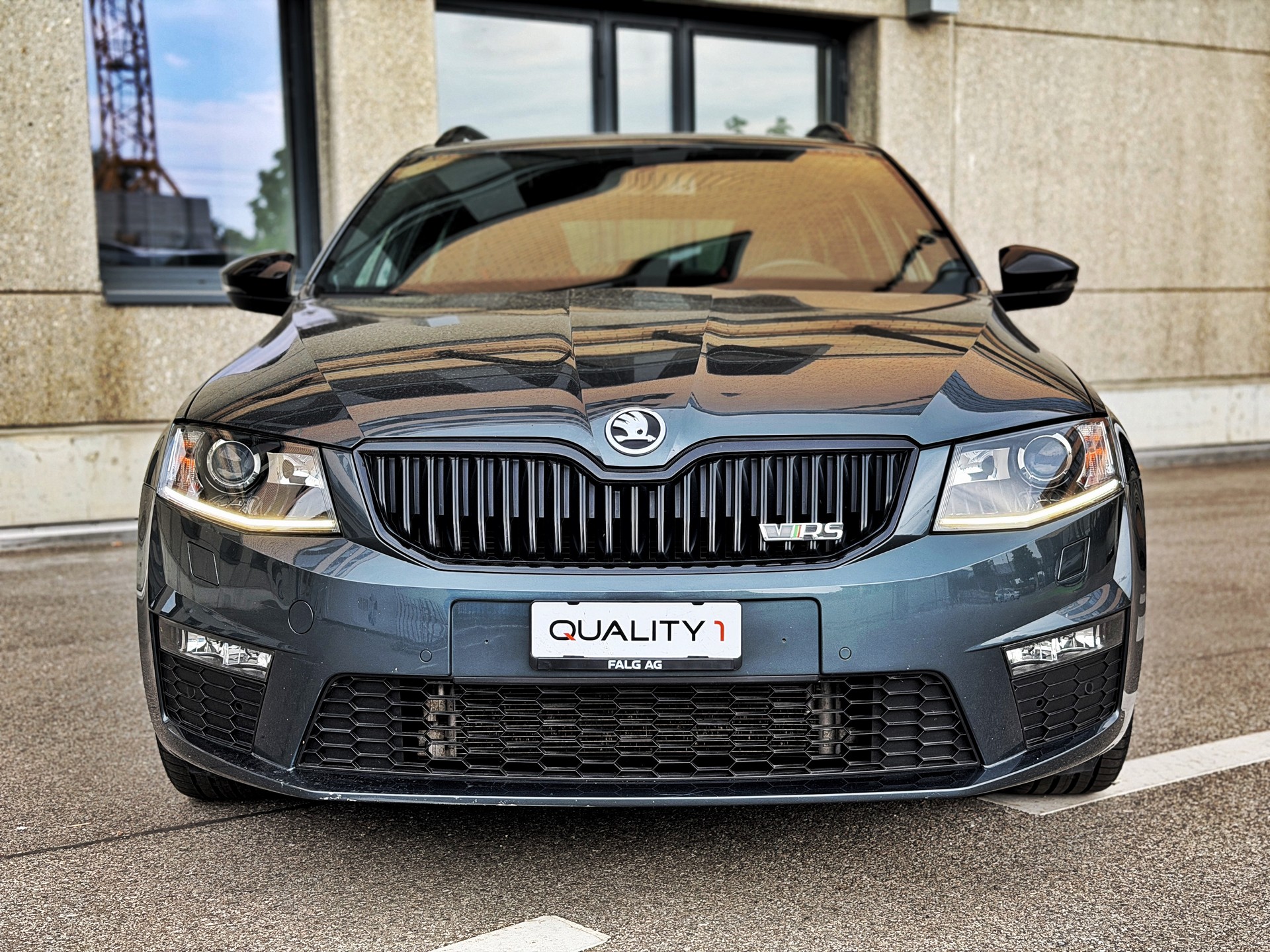 SKODA Octavia Combi 2.0 TDI RS 4x4 DSG-image-6