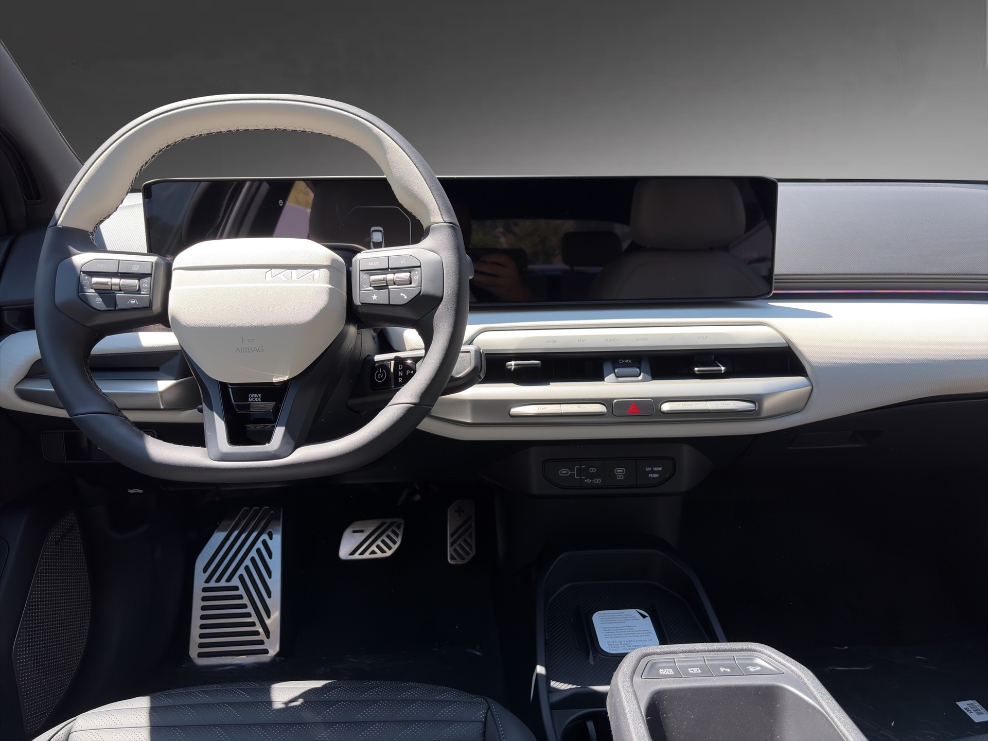KIA EV4 Fastback 81 kWh GT-Line-image-11