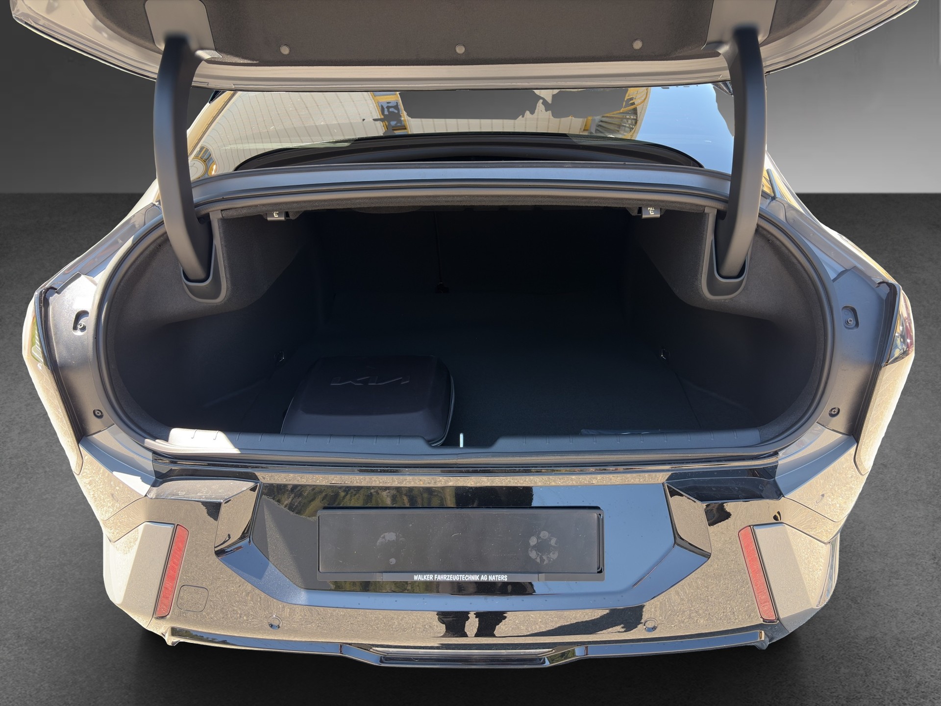 KIA EV4 Fastback 81 kWh GT-Line-image-13