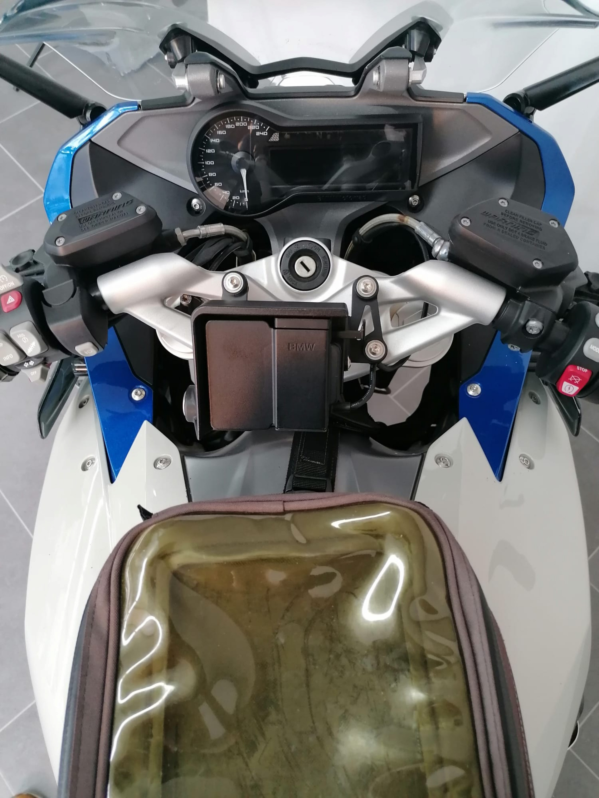 BMW R 1200 RS-showroom-element-2