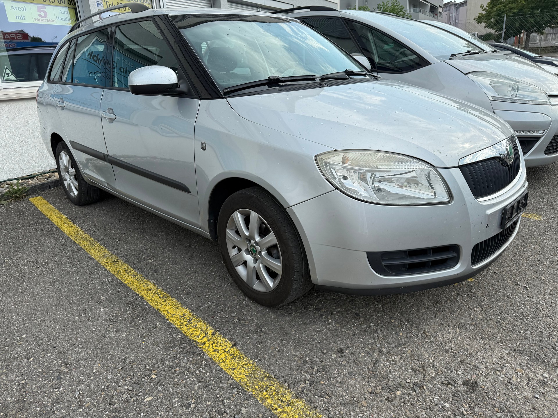 SKODA Fabia 1.2 Entry-image-2