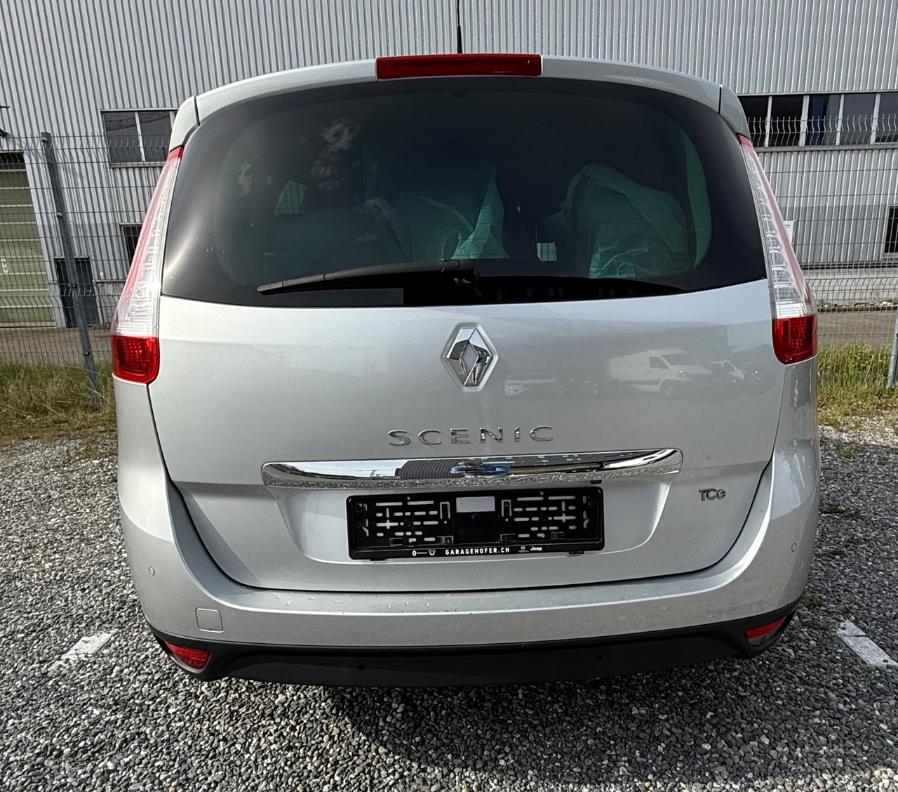 RENAULT Grand Scénic 1.2 16V Turbo Bose-image-3