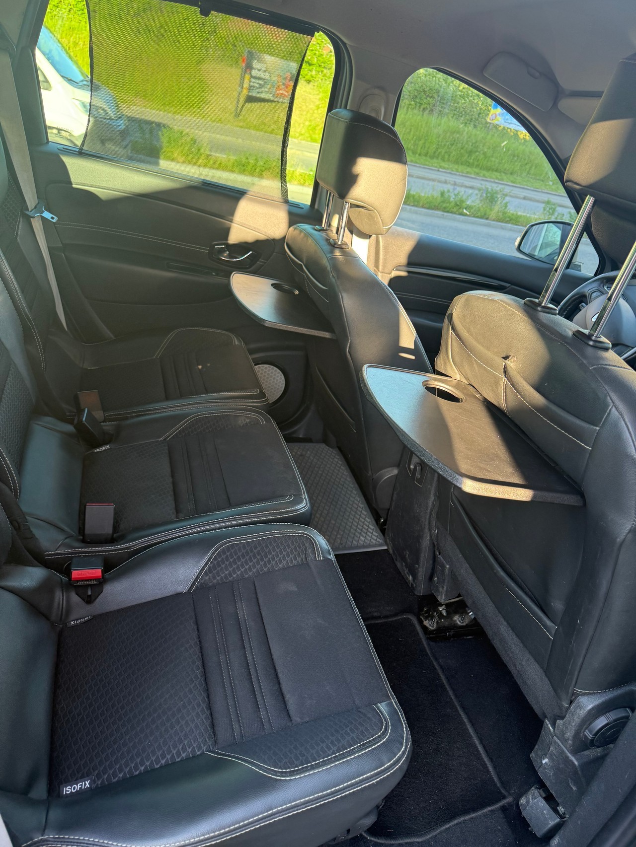 RENAULT Grand Scénic 1.2 16V Turbo Bose-image-11