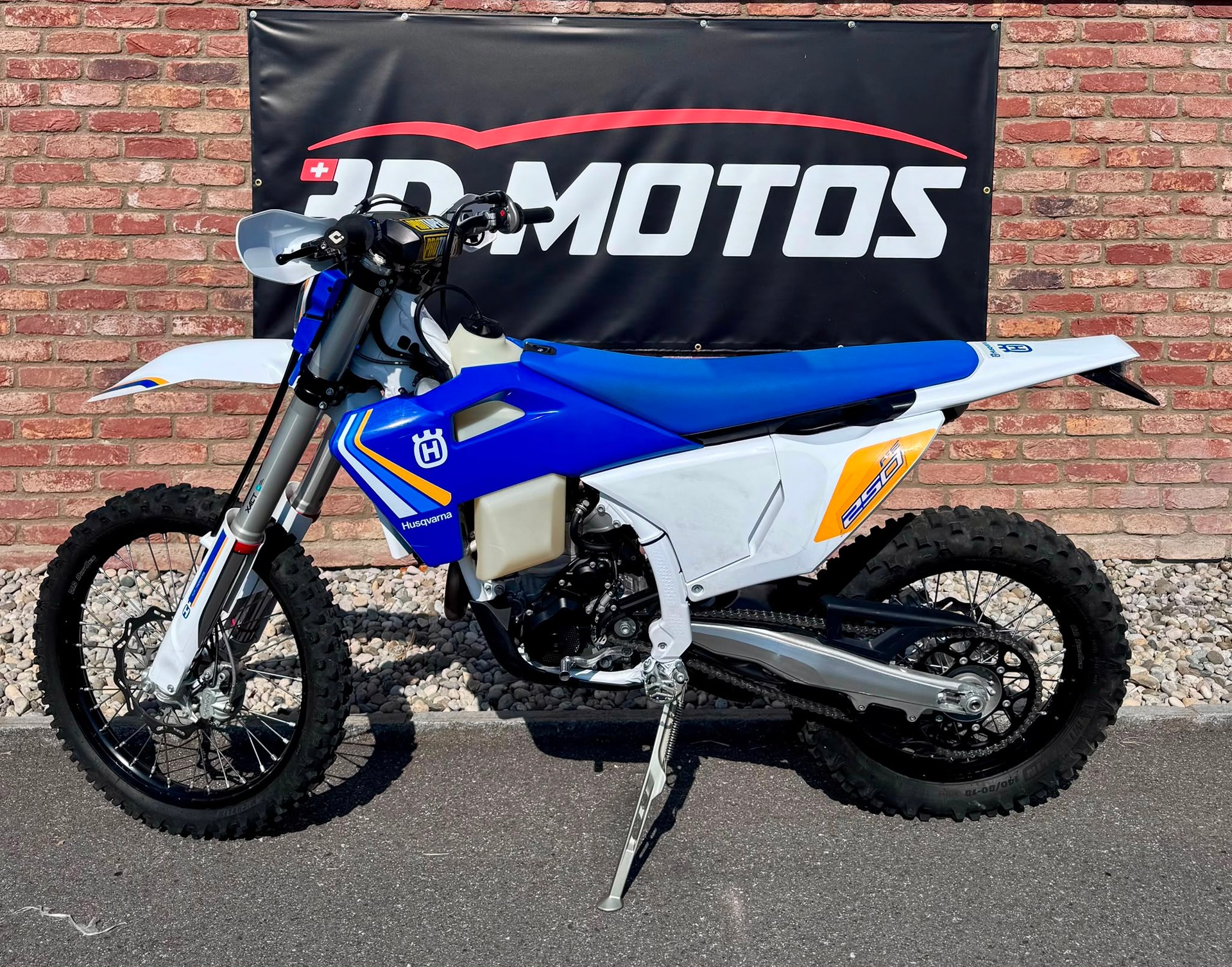 HUSQVARNA FE 250-image-8