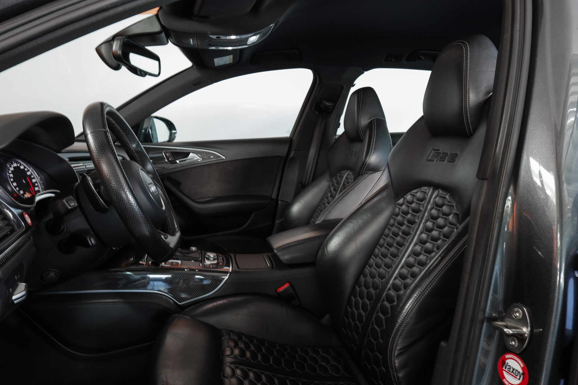 AUDI RS6 Avant 4.0 TFSI V8 quattro Tiptronic-image-11