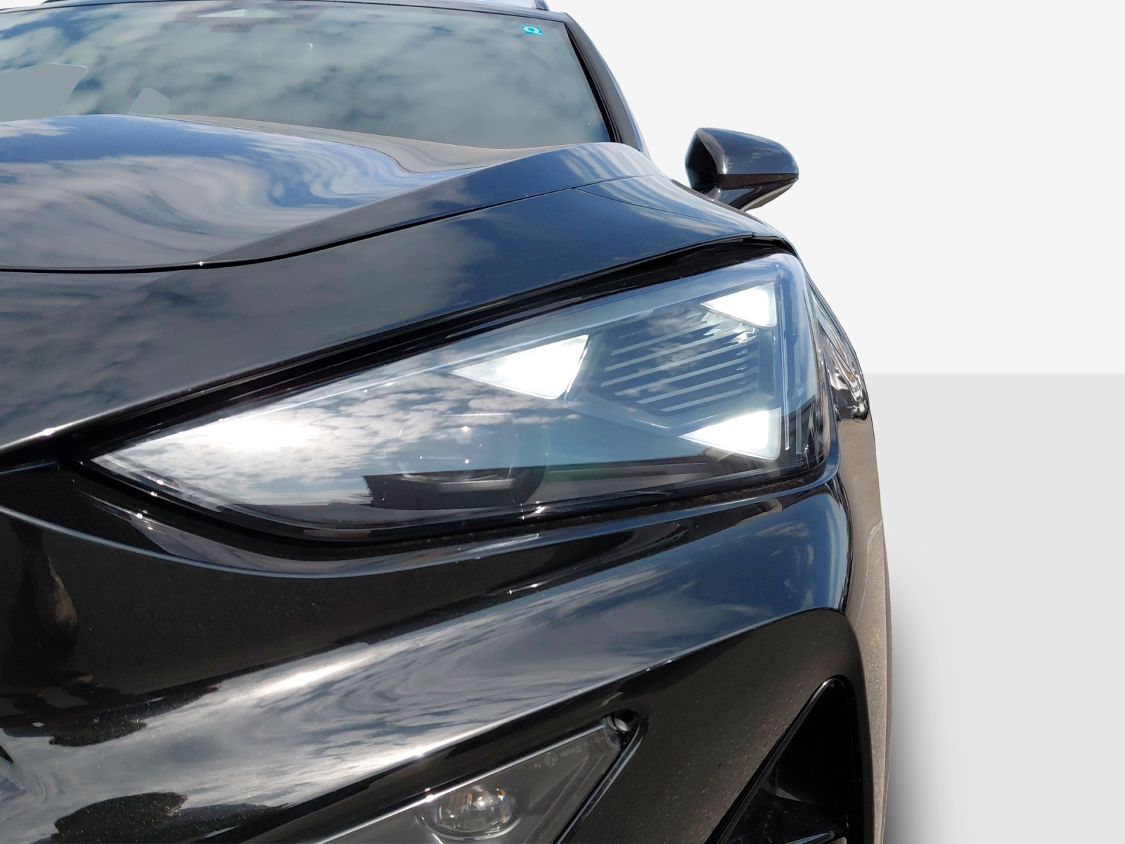 CUPRA Formentor 1.5 TSI DSG-image-14