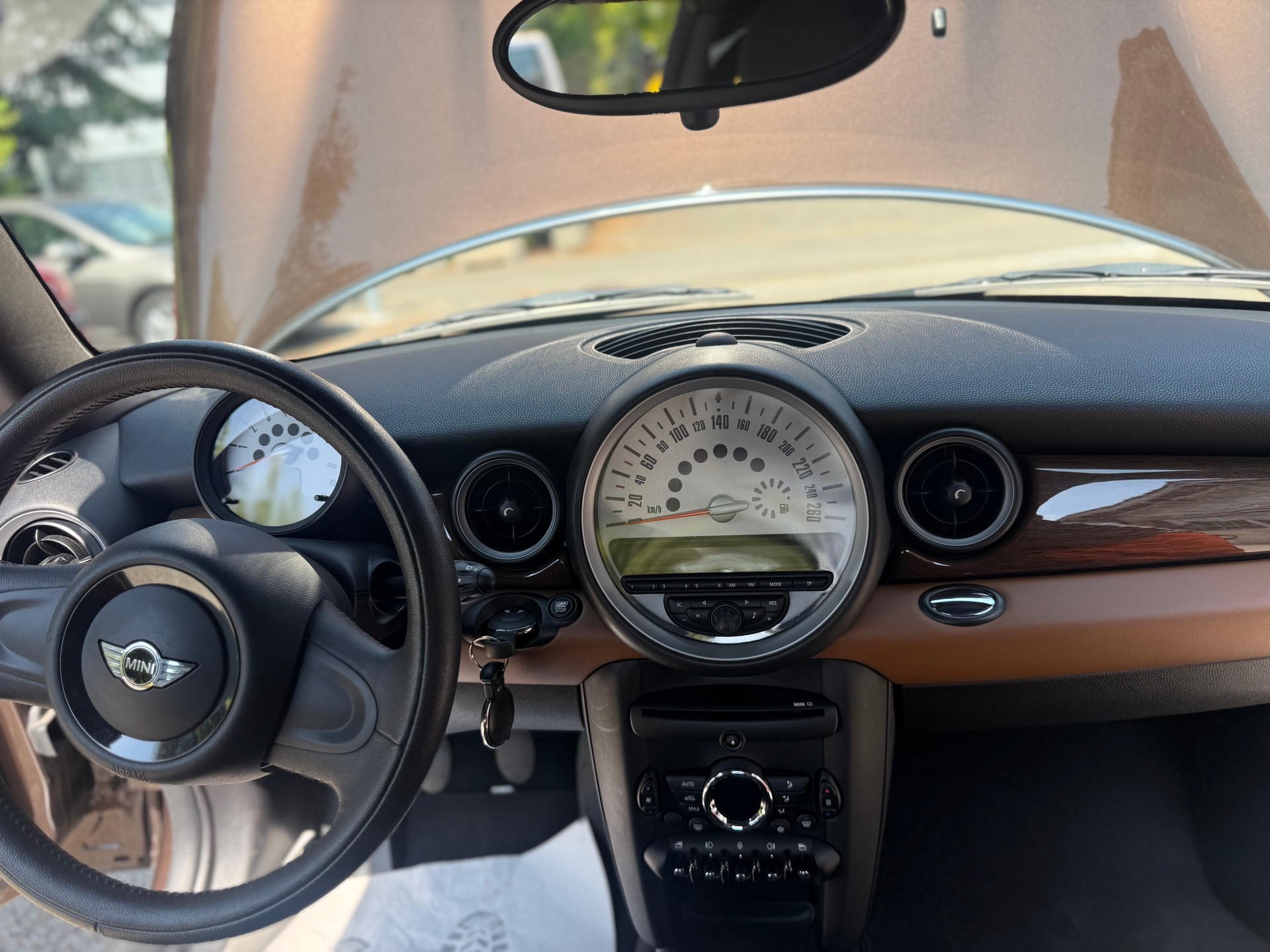 MINI Cooper 1.6 !!! 9980 km !!! ( Comme neuve-1er main-Etat exceptionnel-Visite du jour-Garantie-Service à jour )-image-9